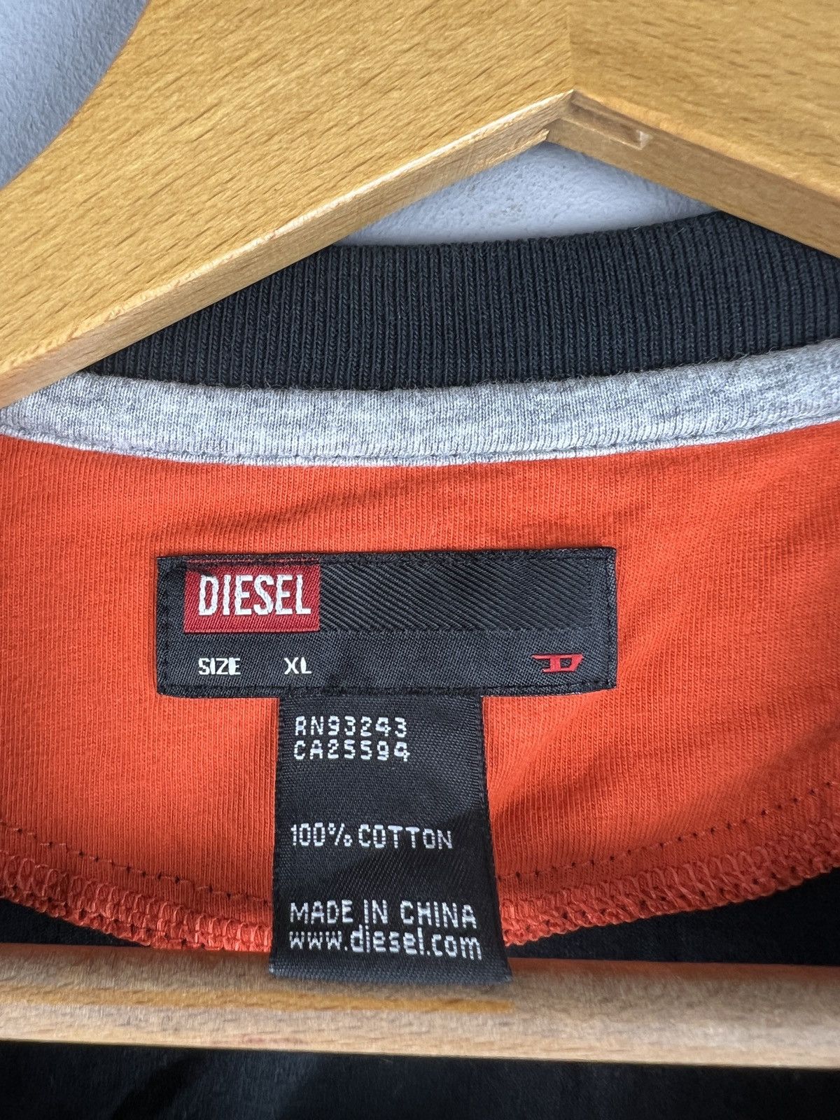 Diesel × Vintage Vintage DIESEL long sleeve soft touch logo 00s y2k Size US XL / EU 56 / 4 - 5 Thumbnail