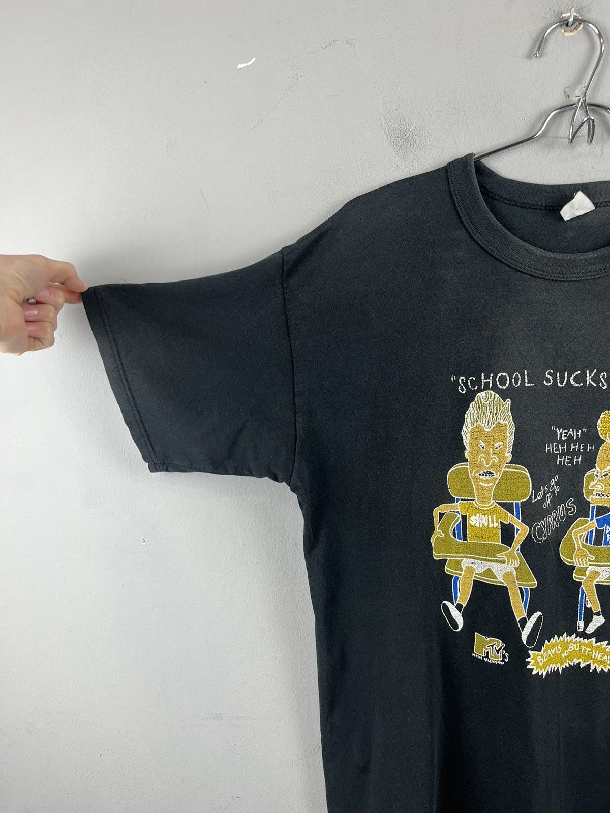 Mtv 1993 Beavis and Butthead Vintage Shirt school sucks Size US M / EU 48-50 / 2 - 9 Thumbnail