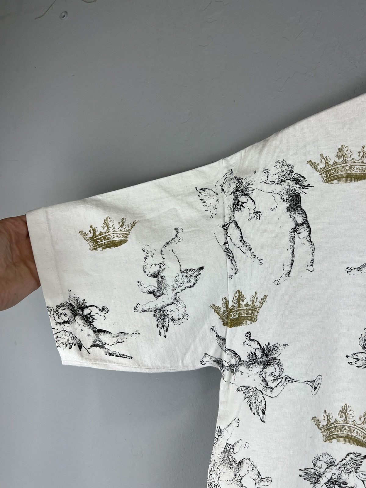 Vintage Vintage 1990 Religion small baby angels tee Size US L / EU 52-54 / 3 - 9 Thumbnail