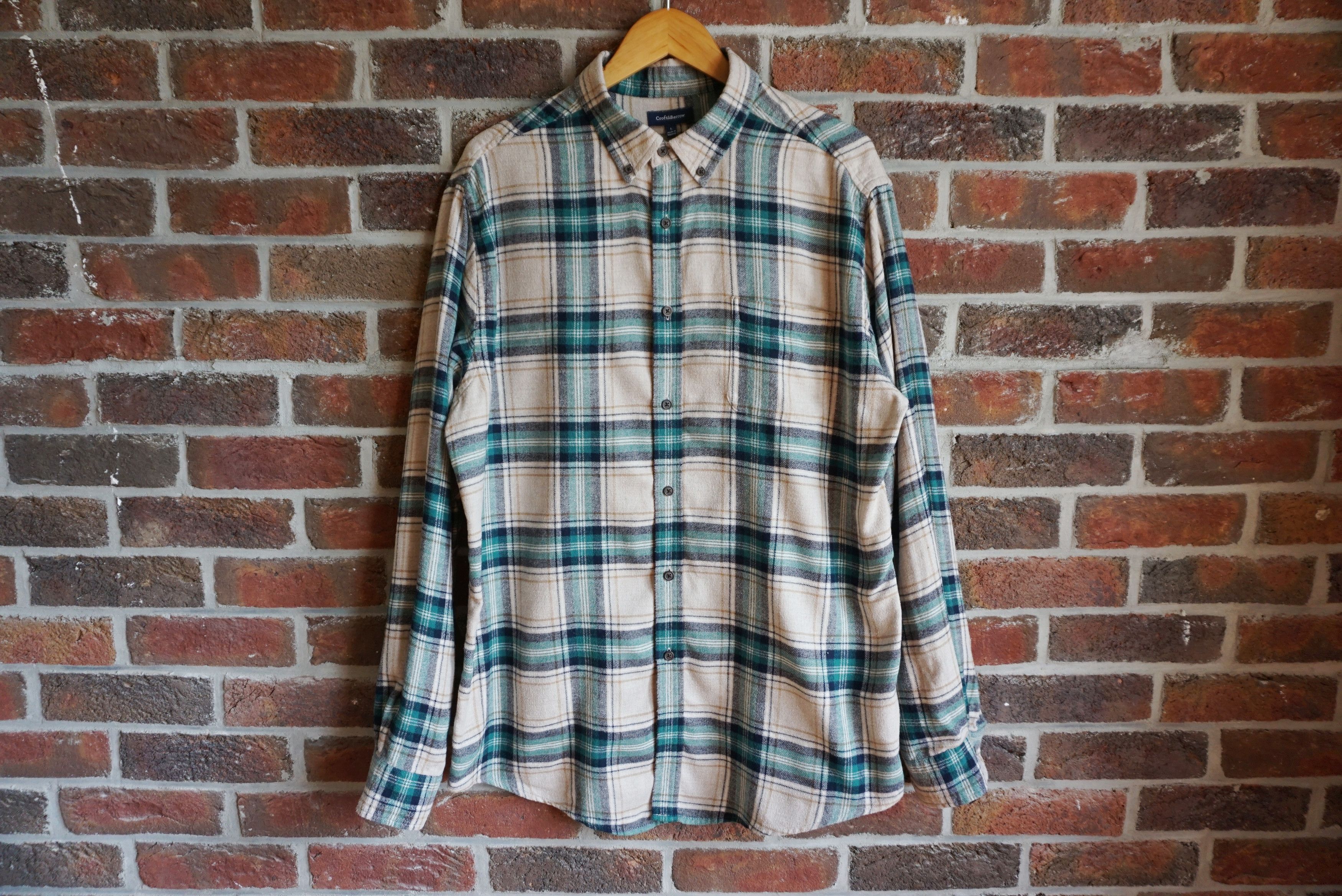 Croft & Barrow Croft & Barrow L Large regular shirt casual checked flannel Size US L / EU 52-54 / 3 - 11 Thumbnail