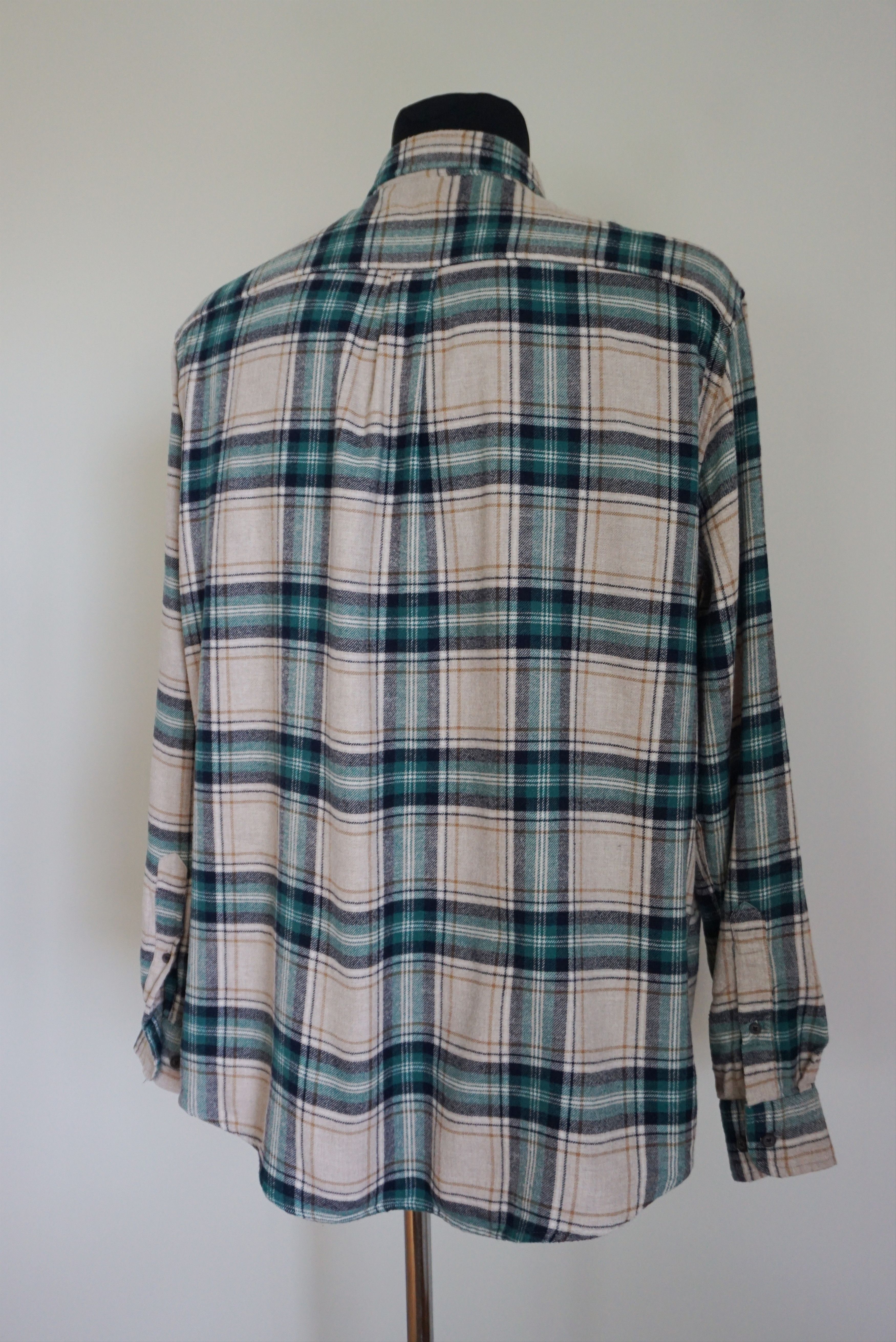 Croft & Barrow Croft & Barrow L Large regular shirt casual checked flannel Size US L / EU 52-54 / 3 - 9 Thumbnail