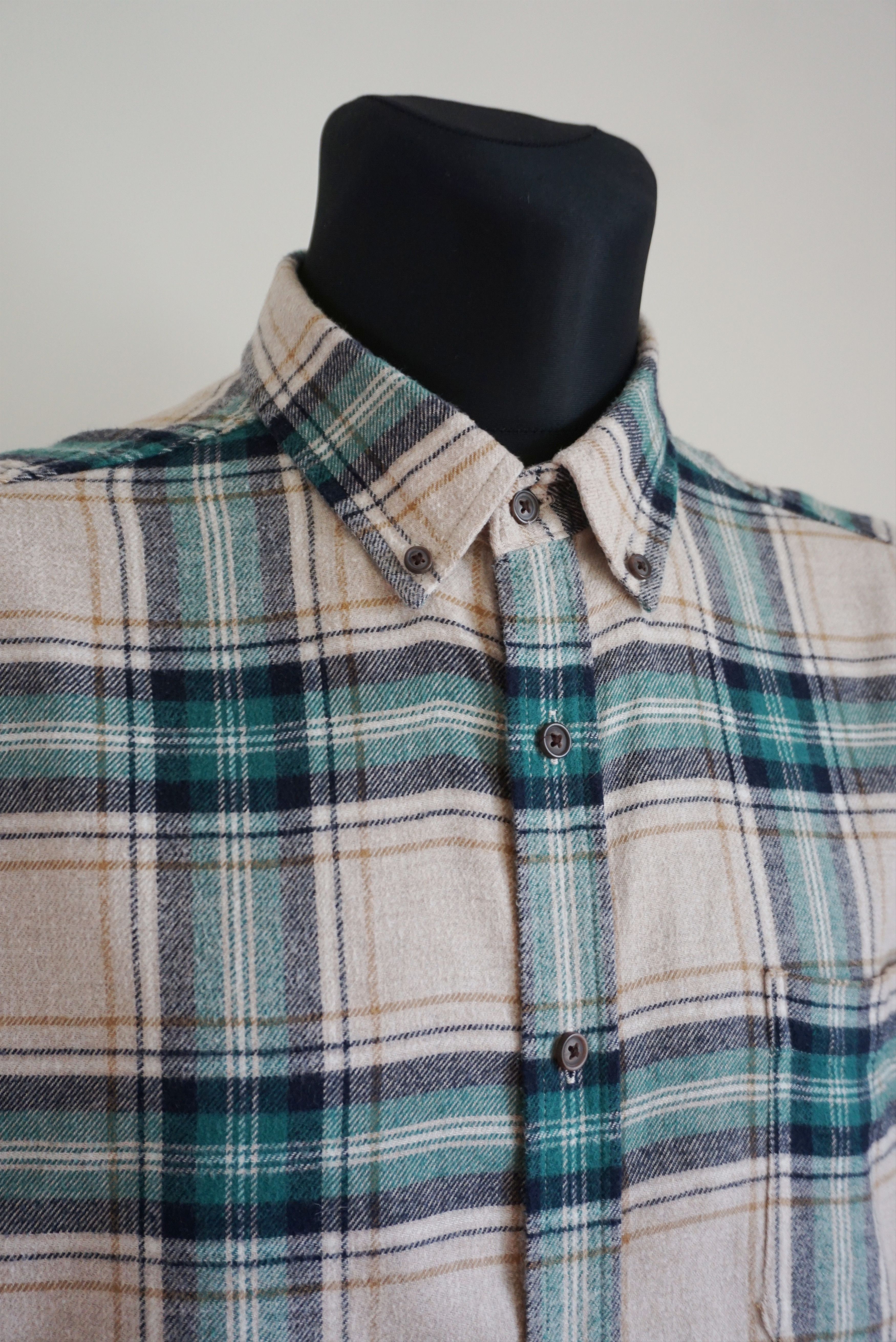 Croft & Barrow Croft & Barrow L Large regular shirt casual checked flannel Size US L / EU 52-54 / 3 - 5 Thumbnail