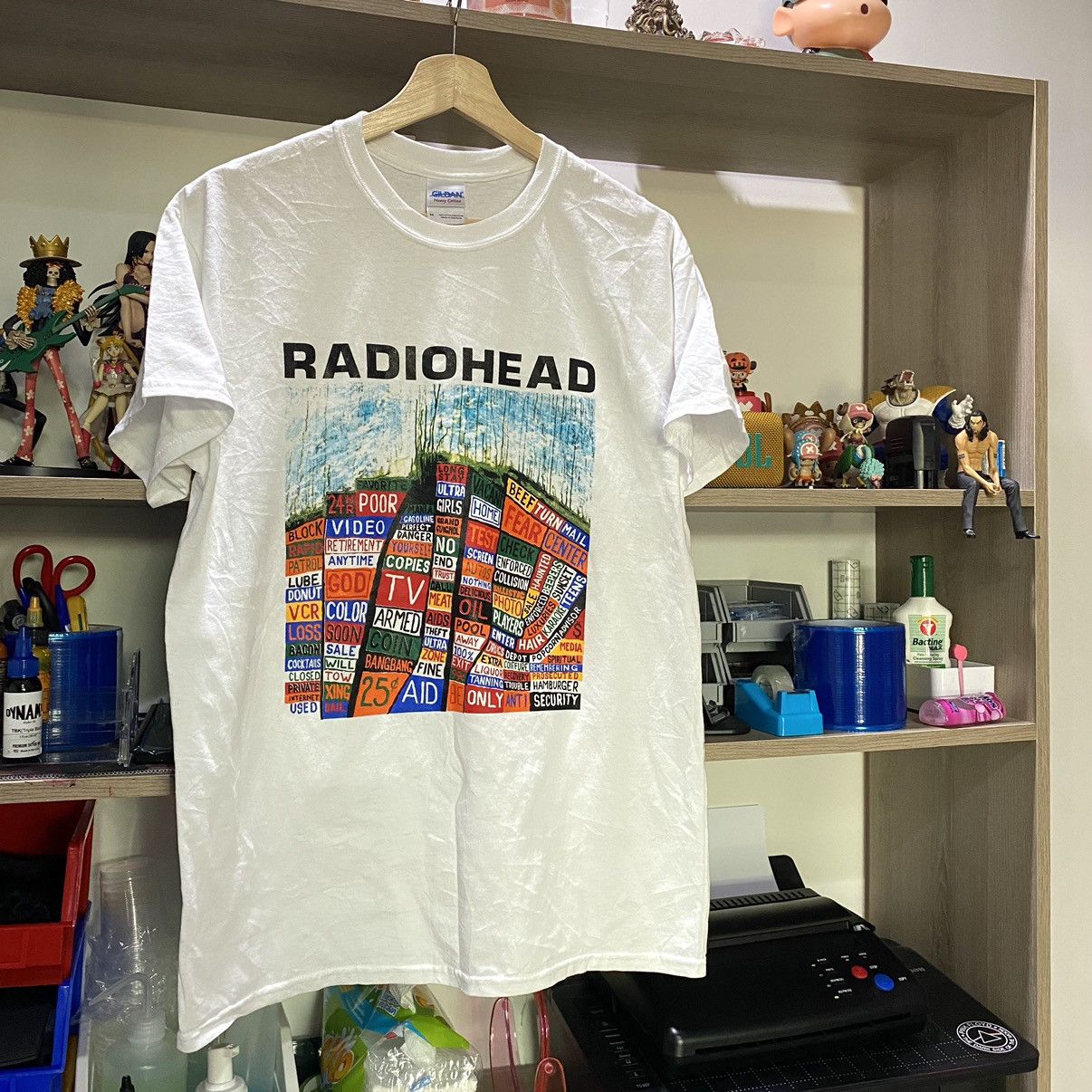 Band Tees Y2K Radiohead Tee (DDP / No Import Fees) Size US M / EU 48-50 / 2 - 2 Thumbnail