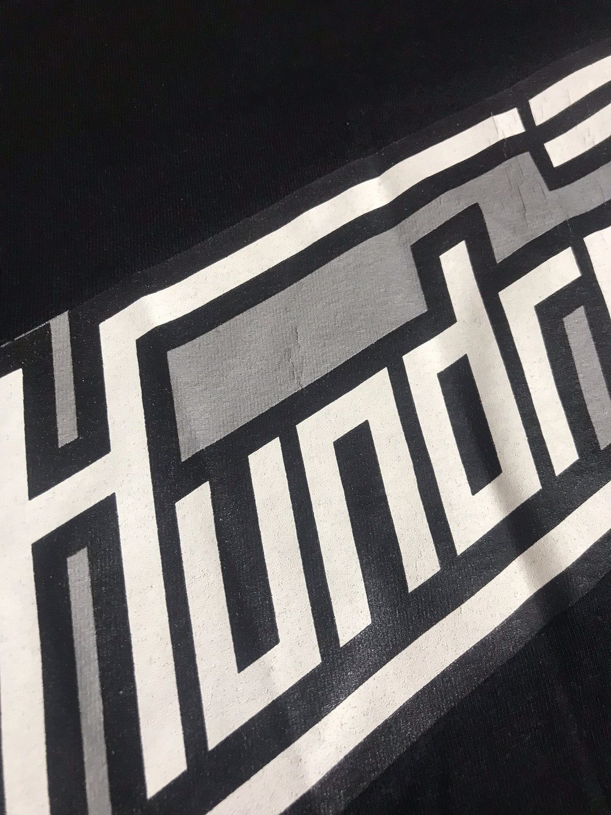 The Hundreds Vintage The Hundreds big logo t-shirt Size US M / EU 48-50 / 2 - 7 Thumbnail