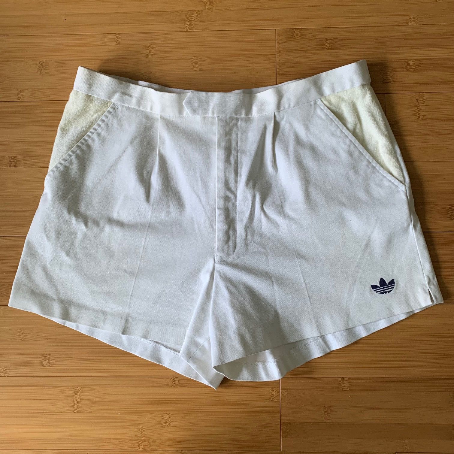 Adidas × Vintage Adidas 70s 80s Tennis Shorts Vintage Trefoil 1980s US36 Size US 36 / EU 52 - 1 Thumbnail