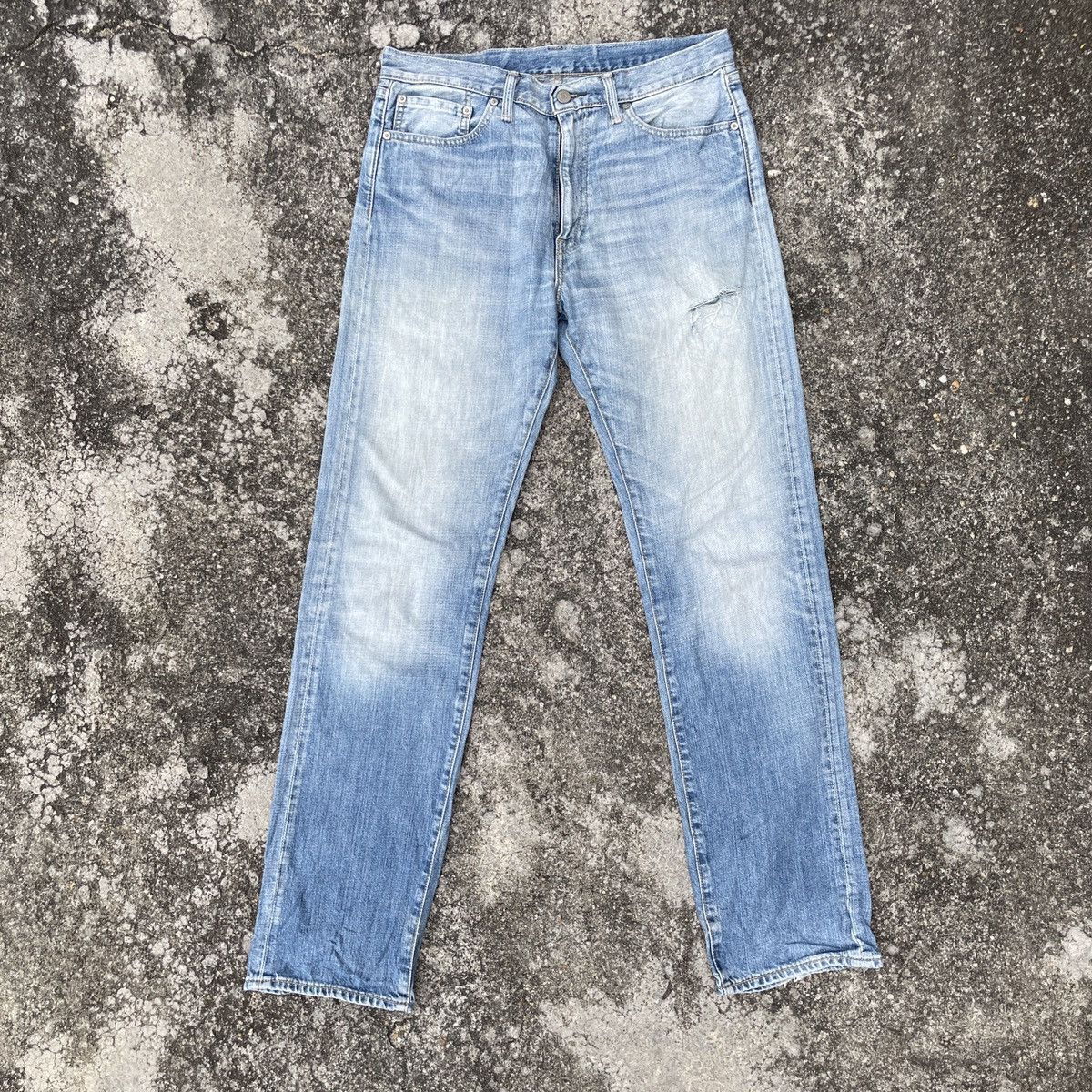 image of Vintage Levis Lot 505 Distressed Denim Jeans in Blue, Men's (Size 33)