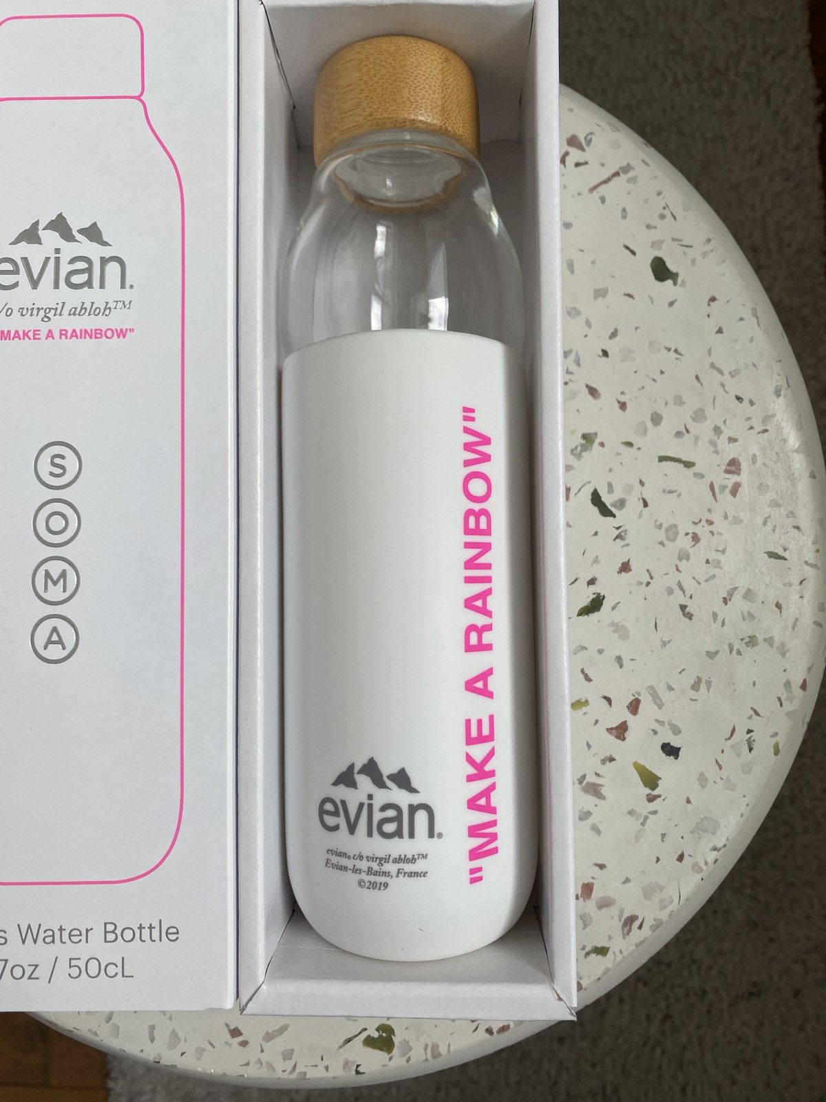 Virgil Abloh PINK Bottle EVIAN by VIRGIL ABLOH SOMA Size ONE SIZE - 2 Thumbnail