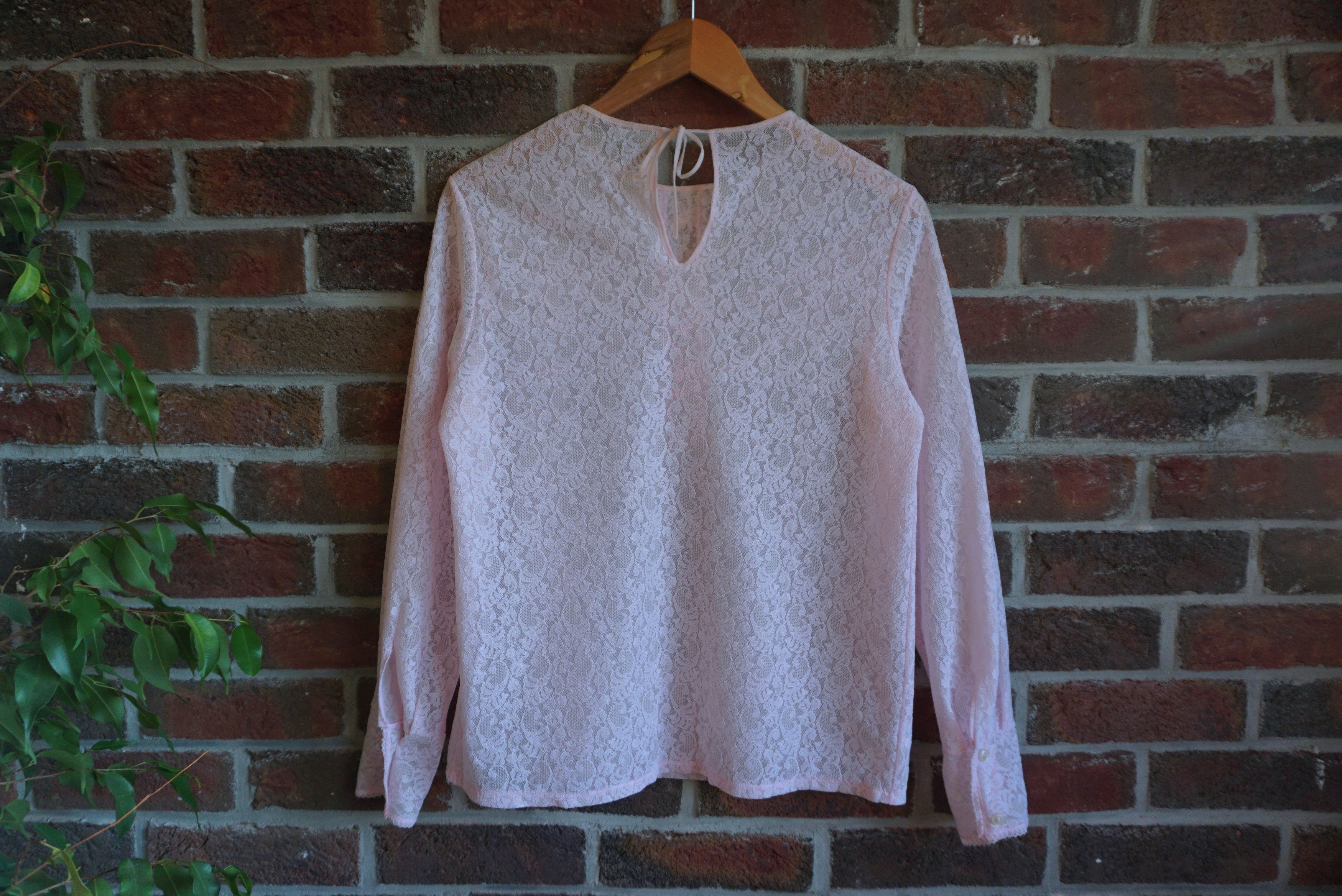 Vintage True vintage 60's 70's blouse S/M 6/8 sheer lace cute Lolita Size M / US 6-8 / IT 42-44 - 9 Thumbnail