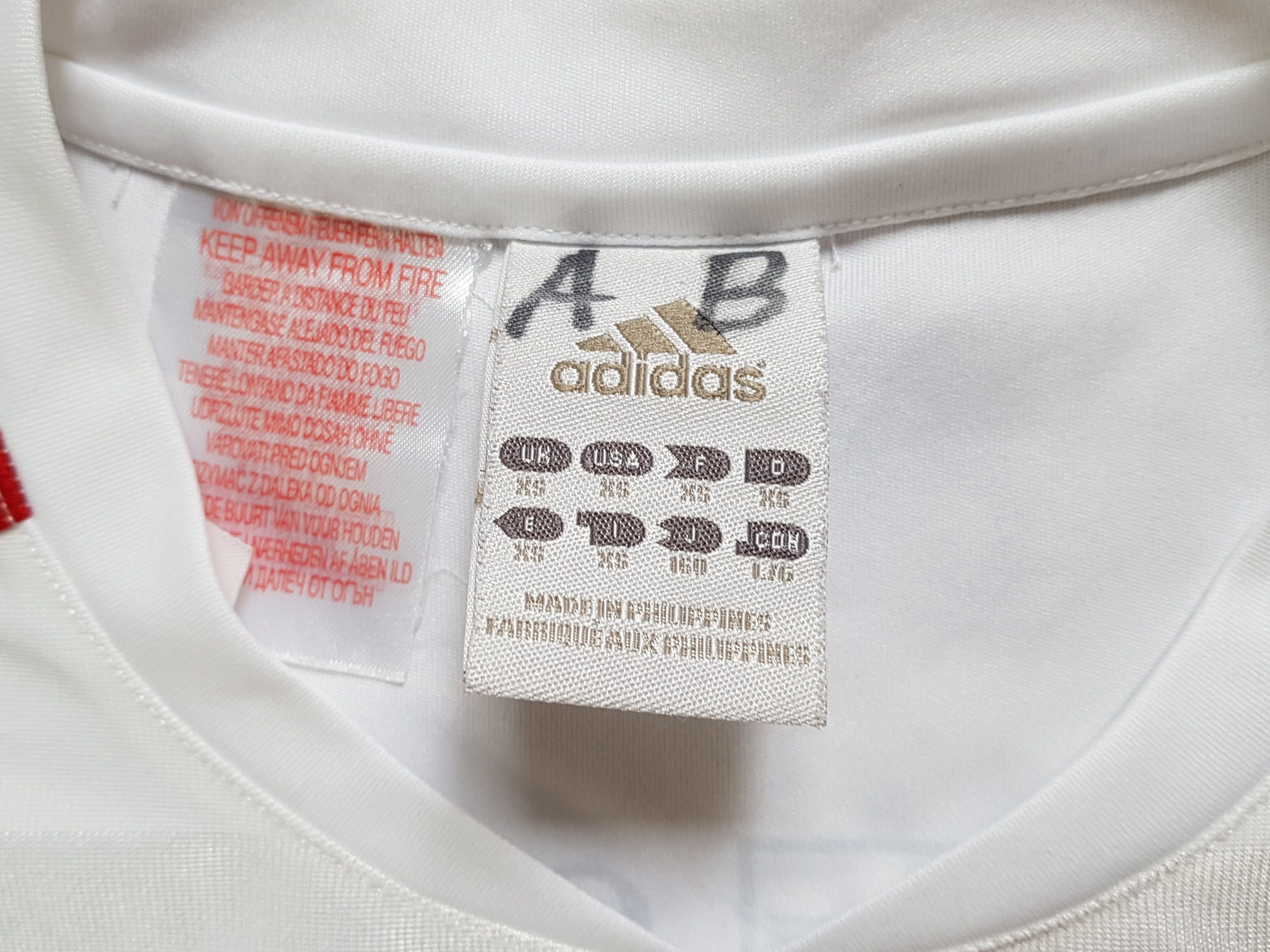 Adidas Milan AC 2011 Football Soccer Jersey Shirt Away Adidas Size US XS / EU 42 / 0 - 11 Thumbnail
