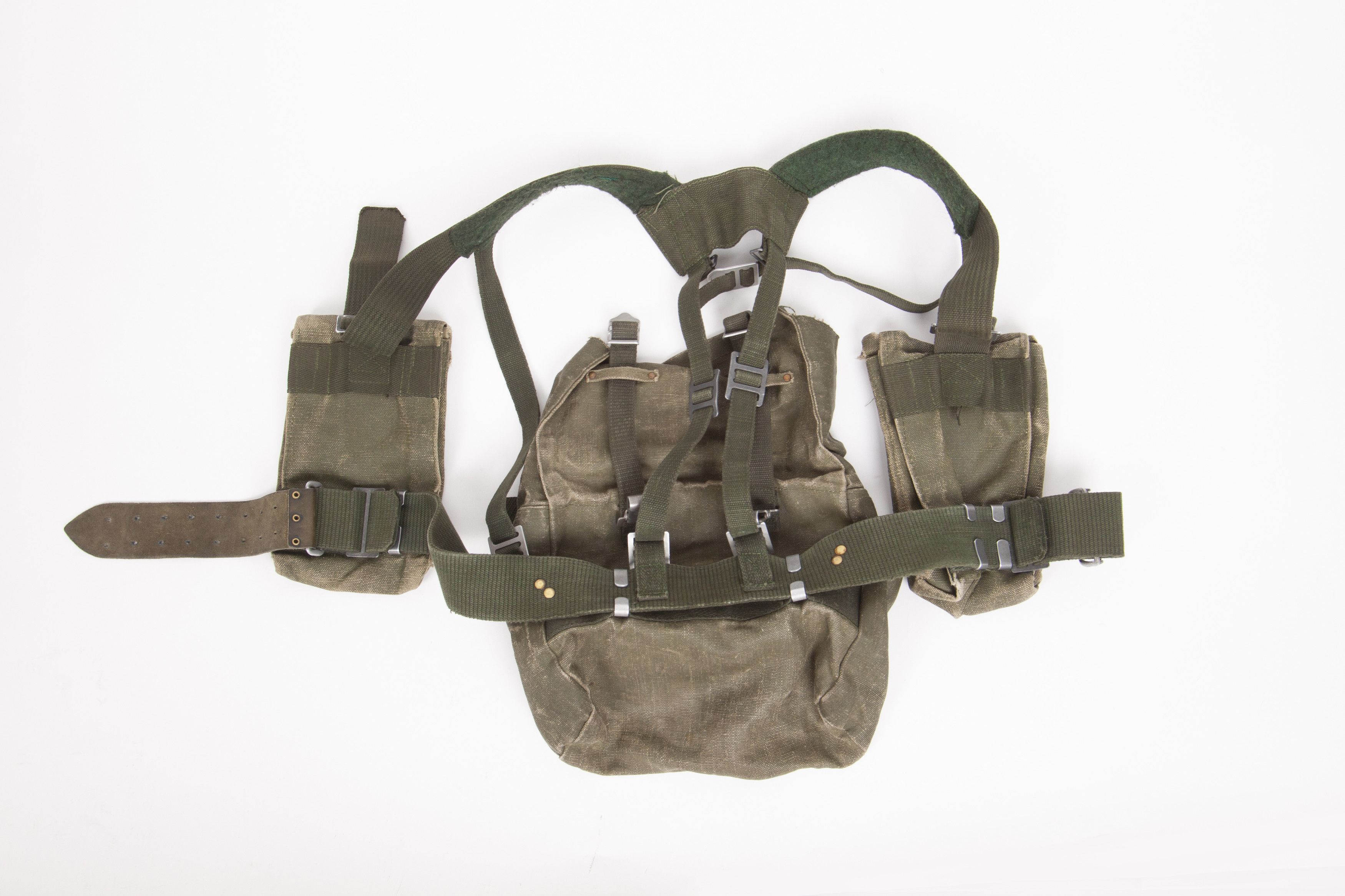 Japanese Brand × Vintage Vintage Military Vest Bag Tactical Pocket Strap Handmade Size US M / EU 48-50 / 2 - 3 Thumbnail
