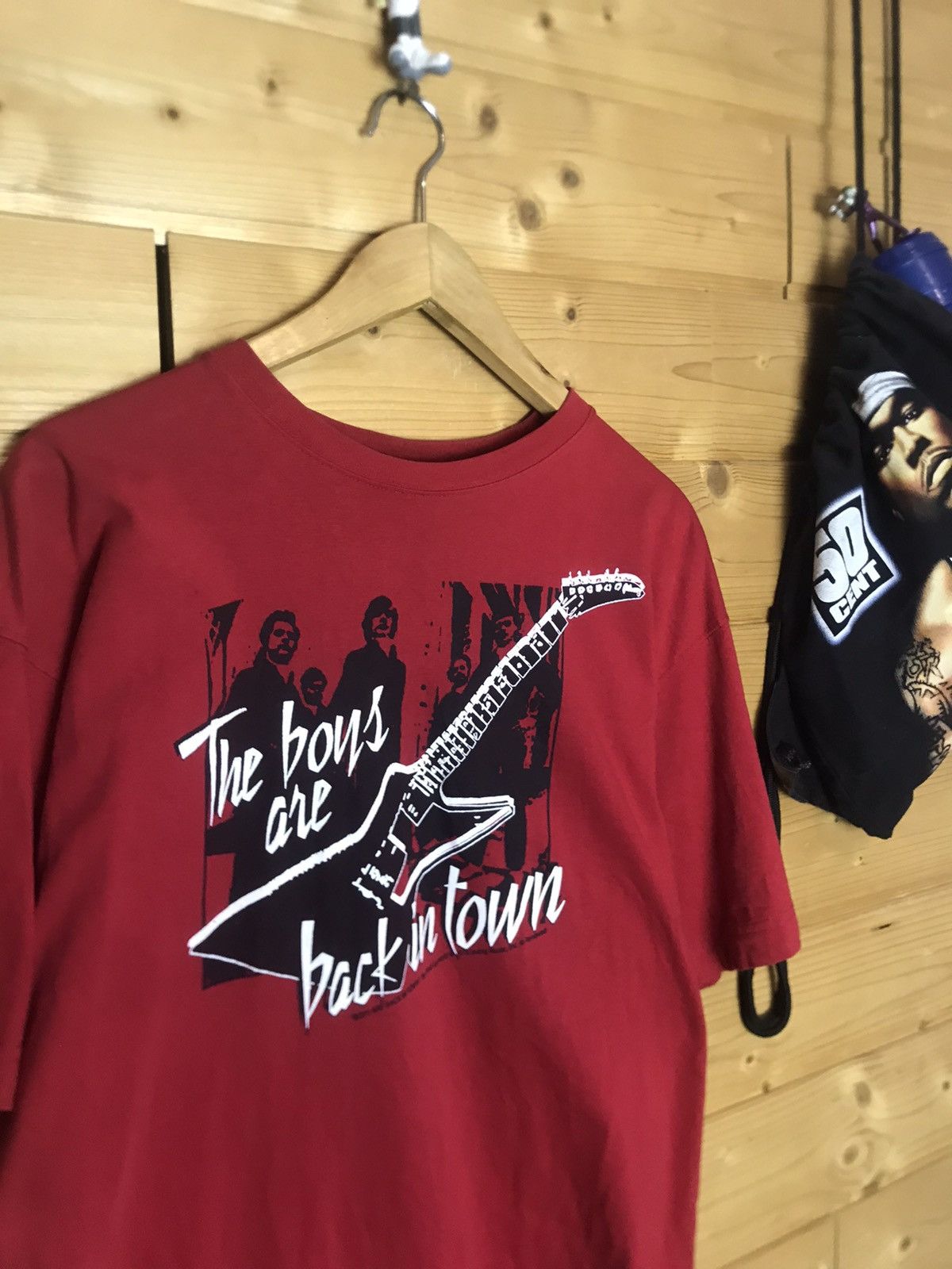 Band Tees Vintage Thin Lizzy the boys are back in town t-shirt Size US L / EU 52-54 / 3 - 3 Thumbnail