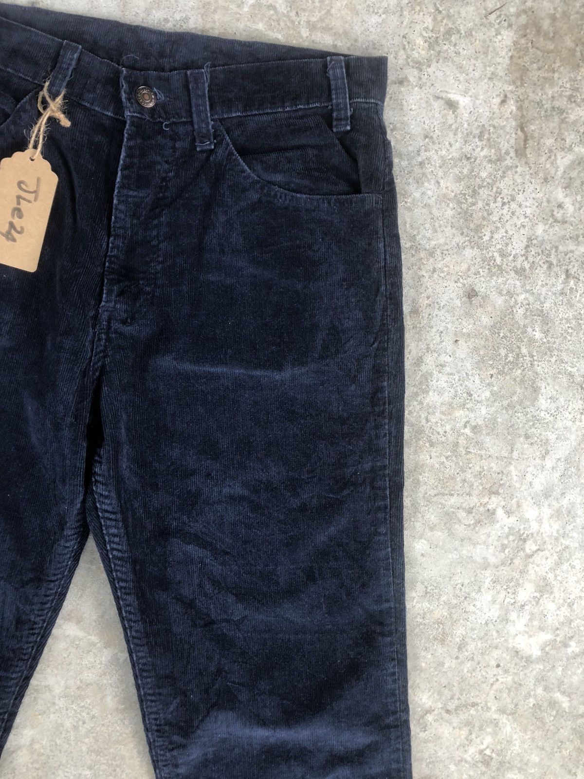 Vintage Vintage 80’s Levi’s Corduroy Pants 519 Size US 31 - 4 Thumbnail