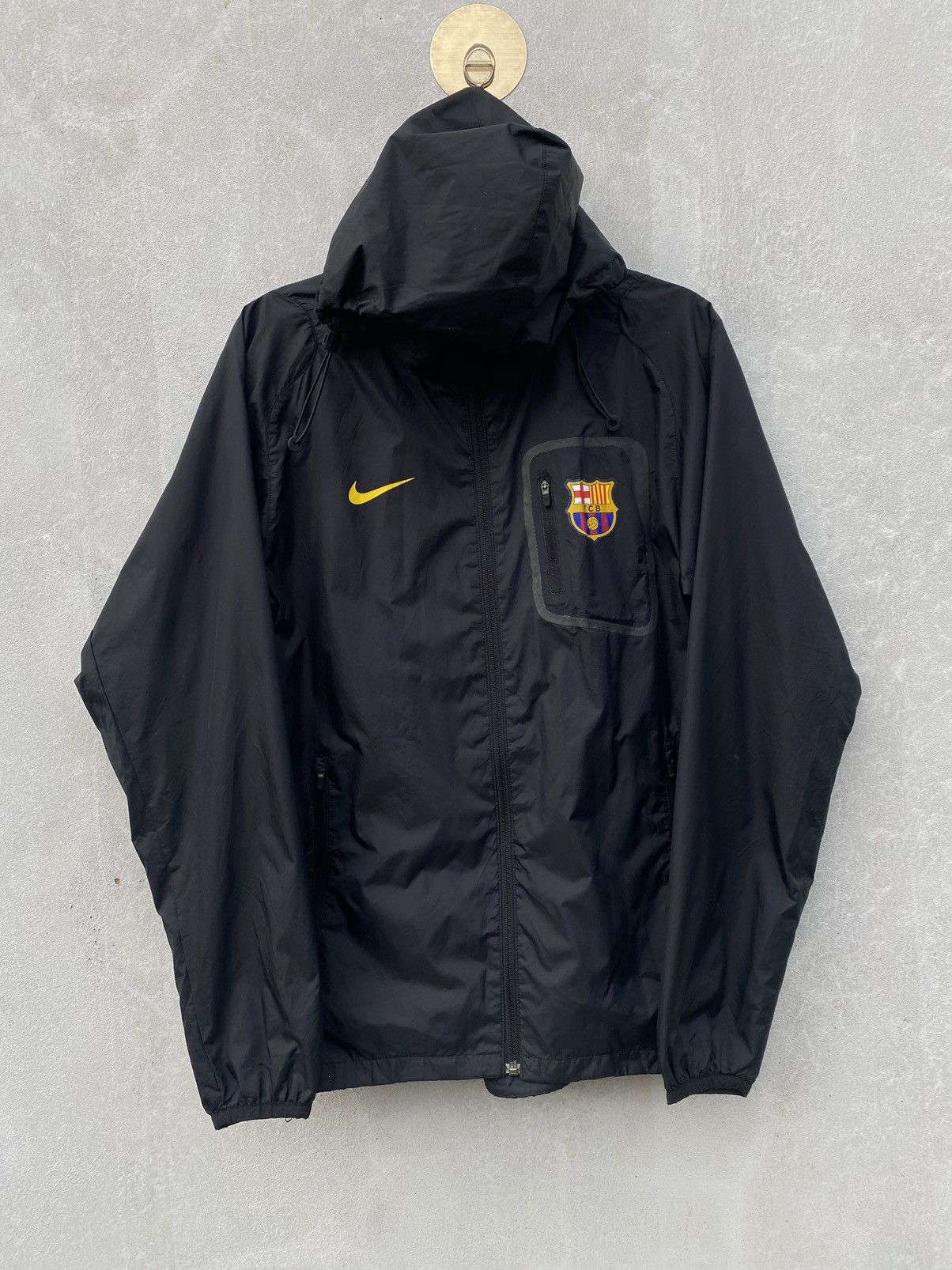 Nike Nike Barcelona Windbreaker Zip Up Jacket Size US M / EU 48-50 / 2 - 1 Thumbnail