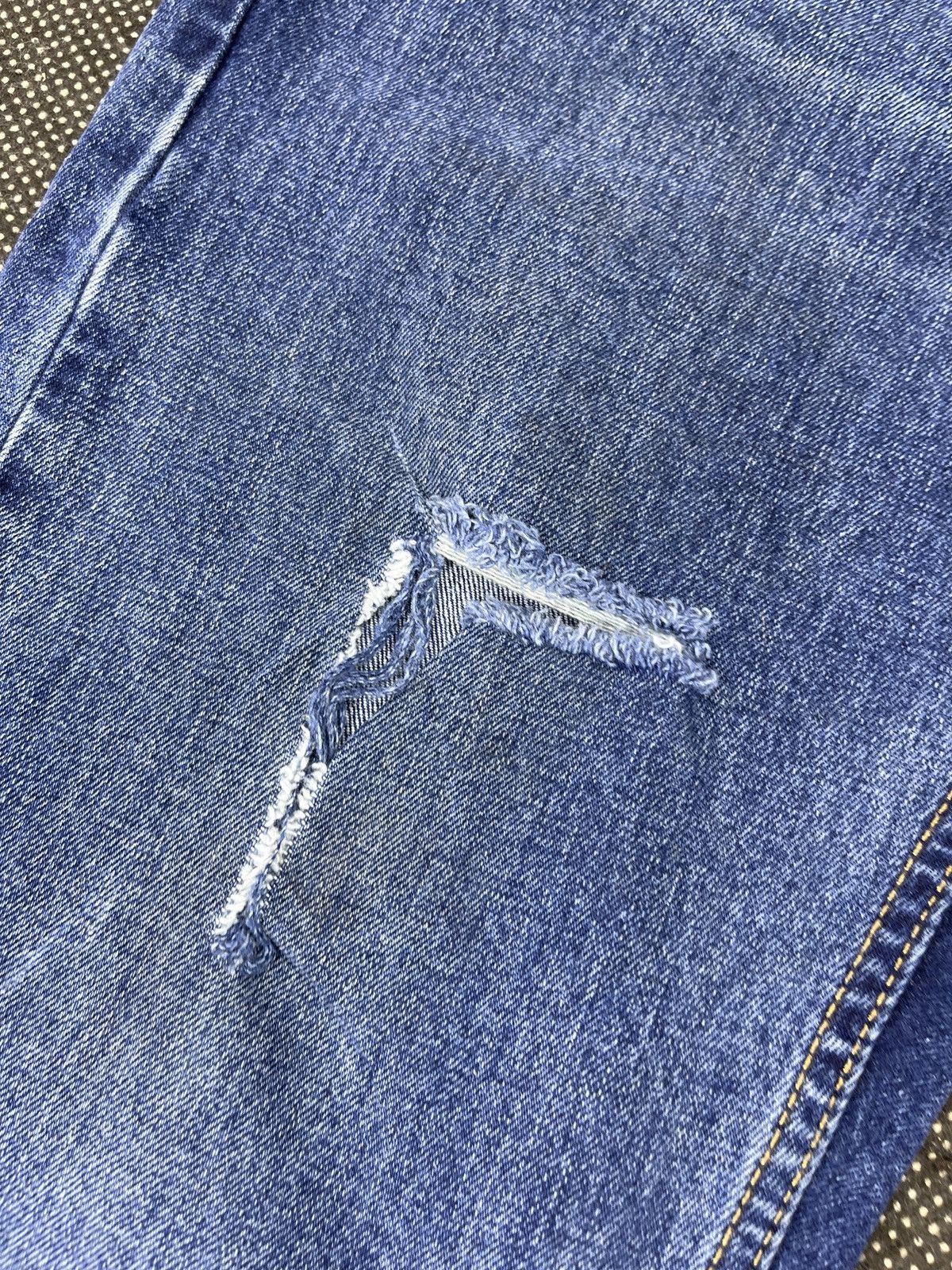 Levi's Vintage Levi's 527 Distressed Flare Jeans - J748 Size US 32 / EU 48 - 5 Thumbnail