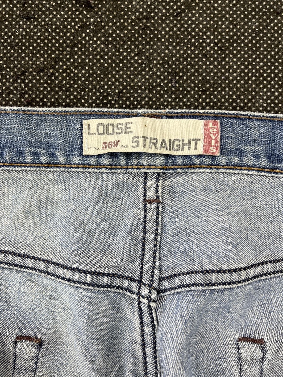 Vintage Levis 569 Distressed Loose Jeans - J580