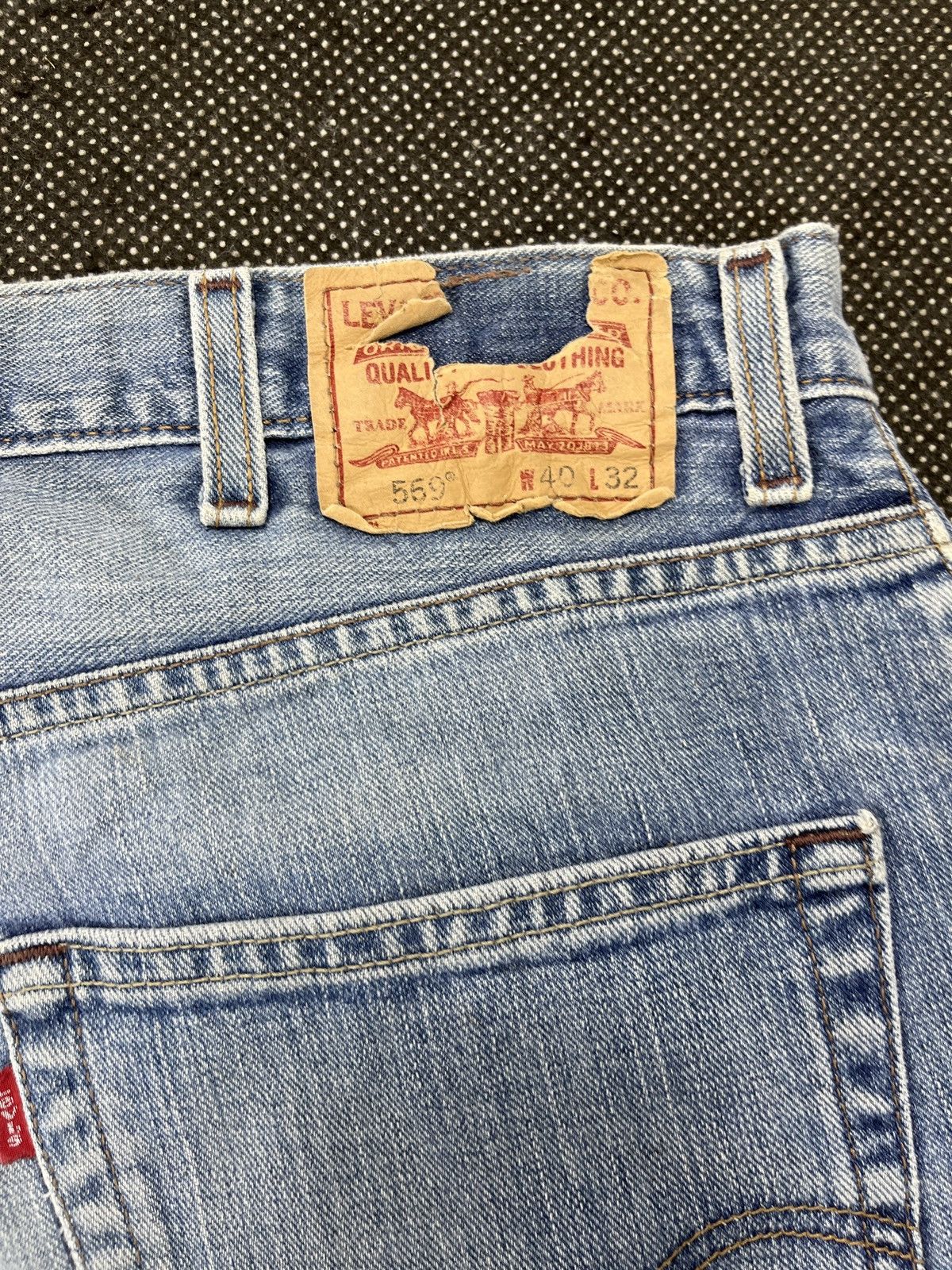 Vintage Levis 569 Distressed Loose Jeans - J580