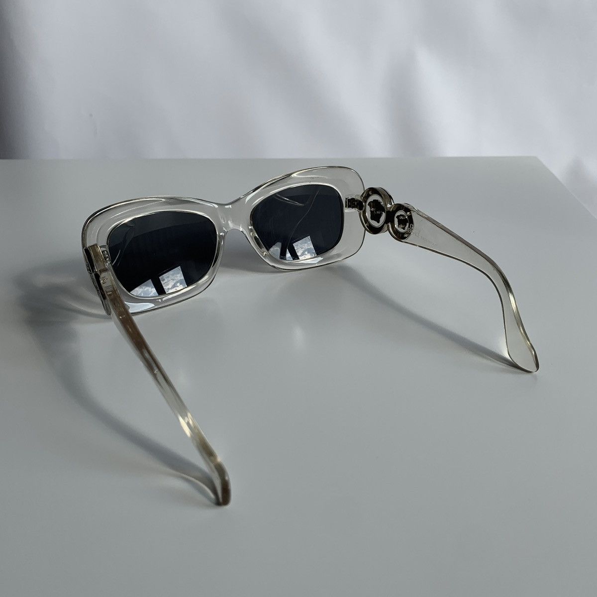 Versace Vintage Versace Transparent Double Medusa Sunglasses MOD.417 Size ONE SIZE - 8 Thumbnail
