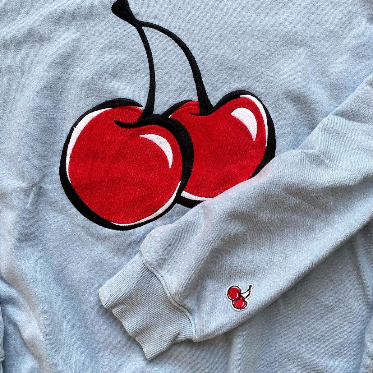 Other Kirsh Big Cherry Sweatshirt Size ONE SIZE - 3 Thumbnail