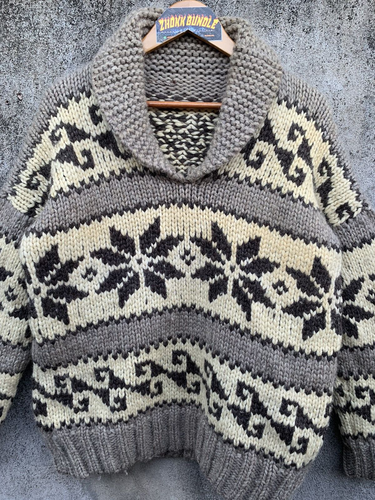 Vintage Vintage Cowichan sweater - unbranded Size US M / EU 48-50 / 2 - 2 Thumbnail
