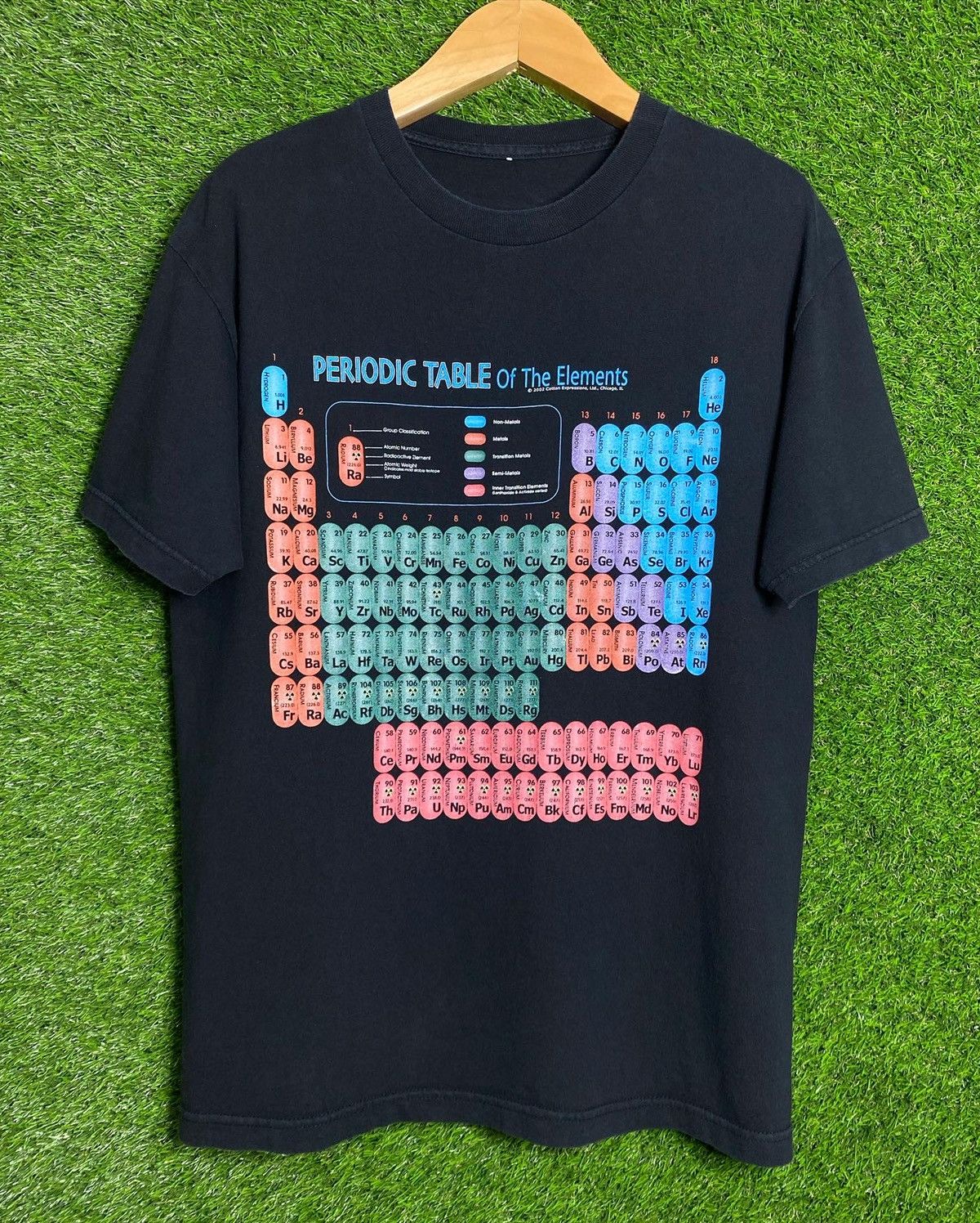 Vintage 🚨Vintage Periodic Table Of The Elements 2002 T-Shirt Size US XL / EU 56 / 4 - 1 Thumbnail