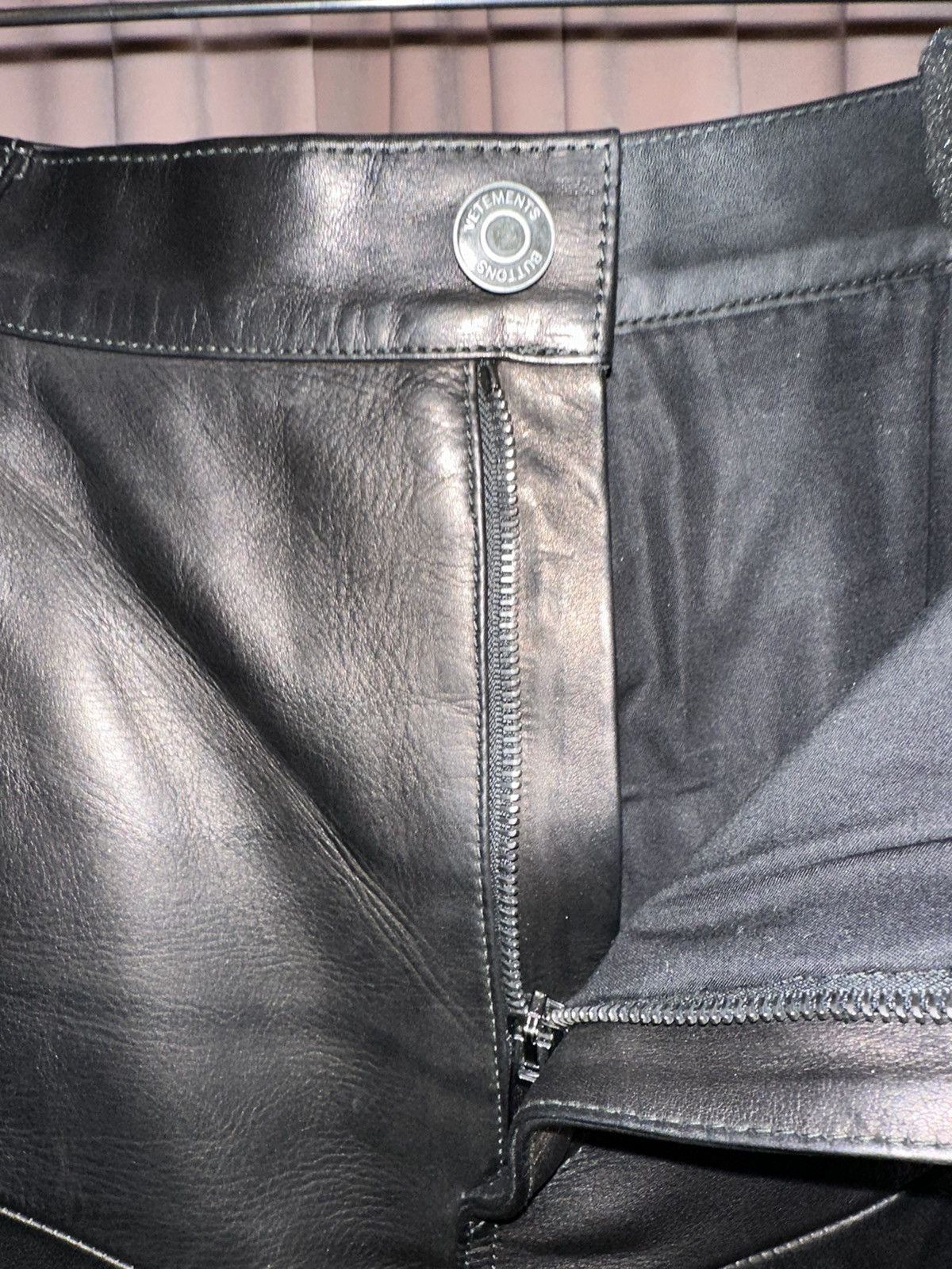 Vetements VETEMENTS CLASSIC REWORKED LEATHER BIKER PANTS Size 27" / US 4 / IT 40 - 4 Thumbnail