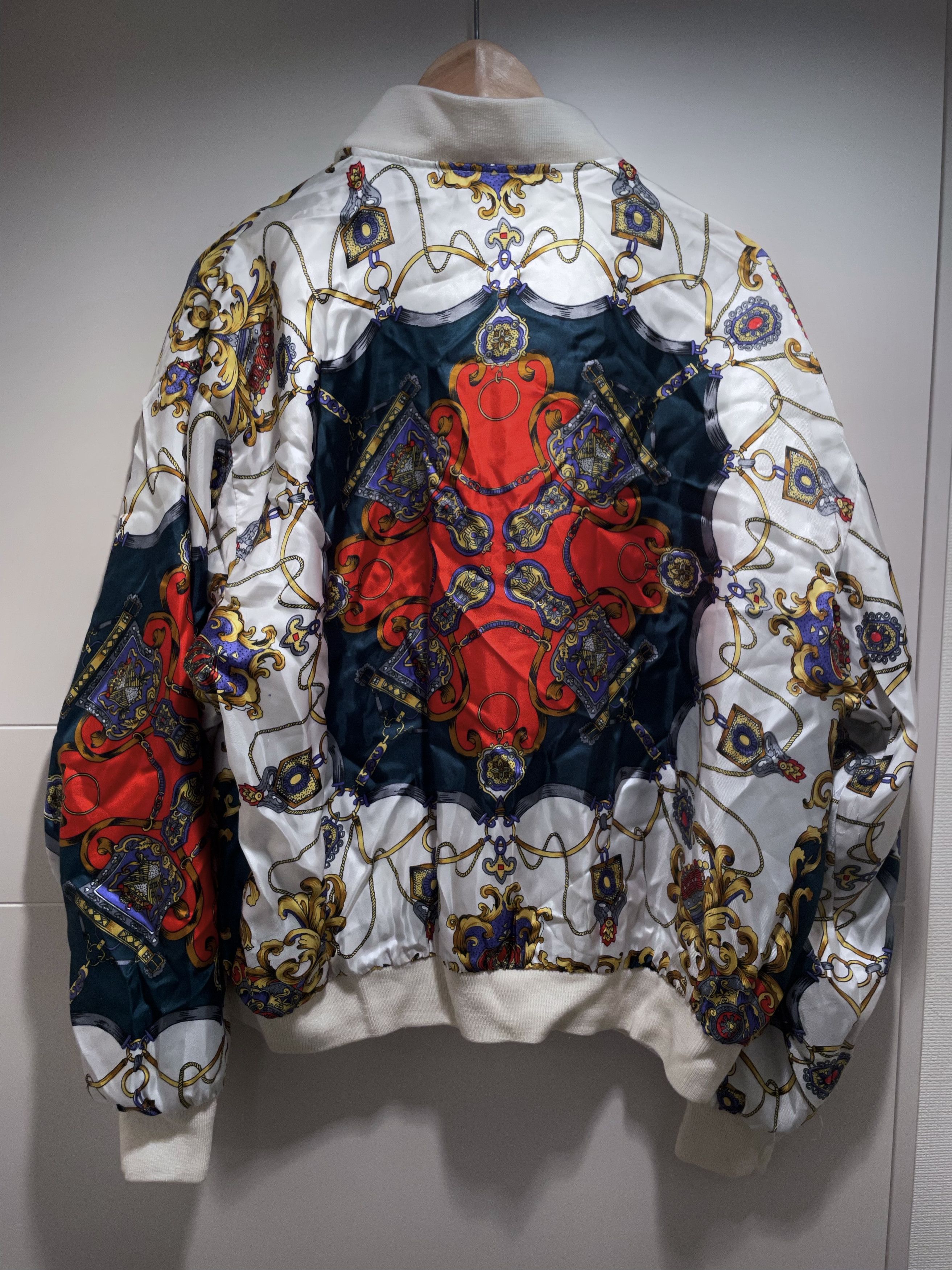 Vintage SILK SCARVES STYLE CHAIN PRINTED SOUVENIR BOMBER JACKET Size US M / EU 48-50 / 2 - 4 Thumbnail