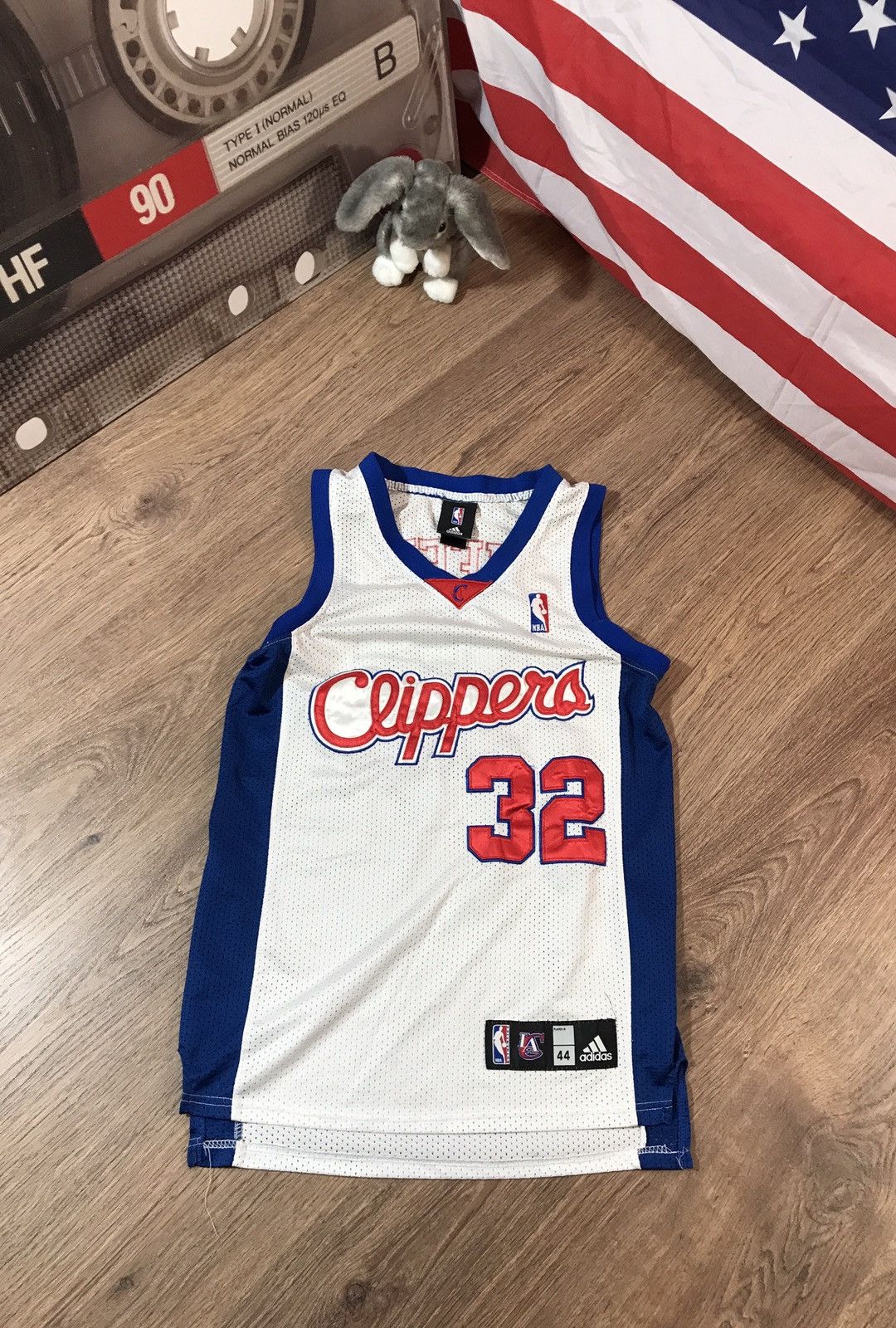 Blake Griffin looks on in a retro LA Stars jersey - Clippers News