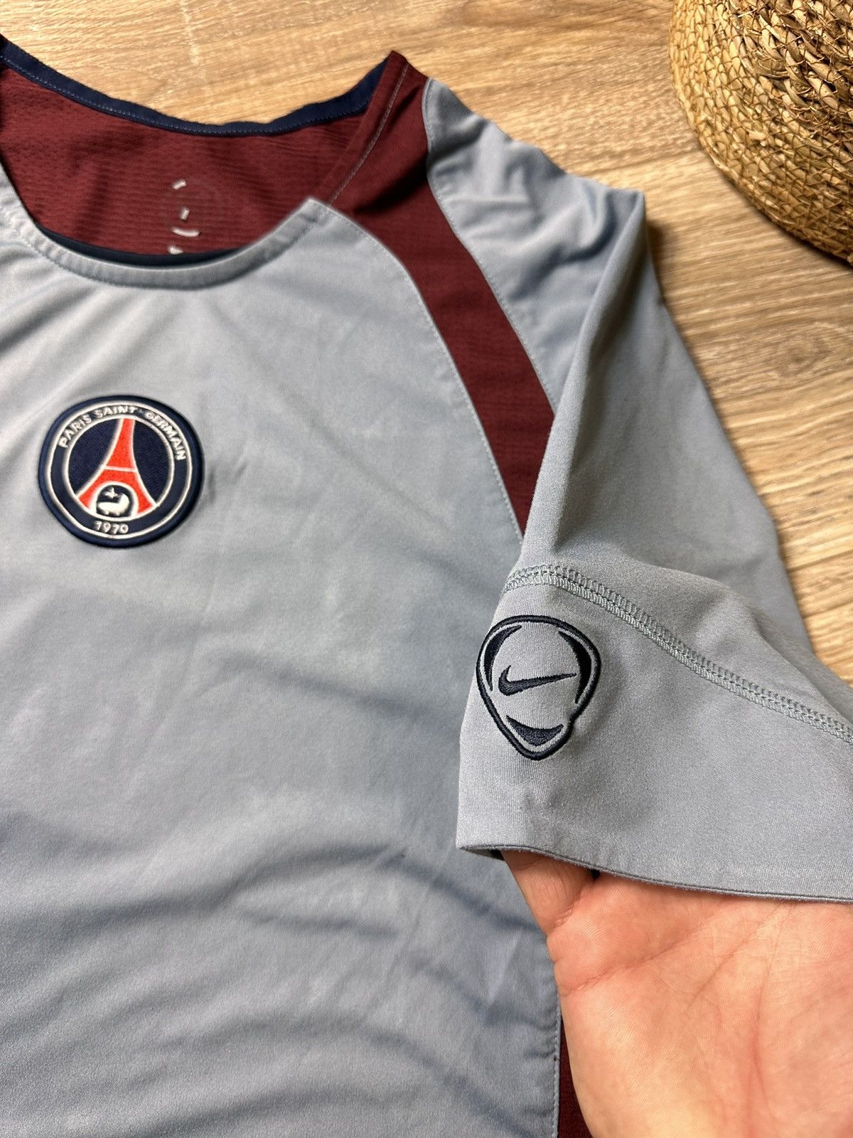 Nike × Vintage 2005-06 Paris Saint-Germain Nike Training Shirt Size US M / EU 48-50 / 2 - 6 Thumbnail