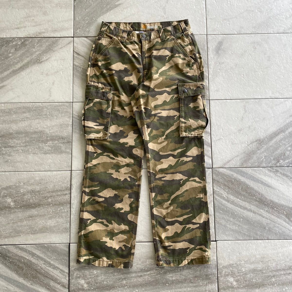 Carhartt Carhartt Relaxed Fit Camo Cargo Pants Size US 34 / EU 50 - 1 Thumbnail