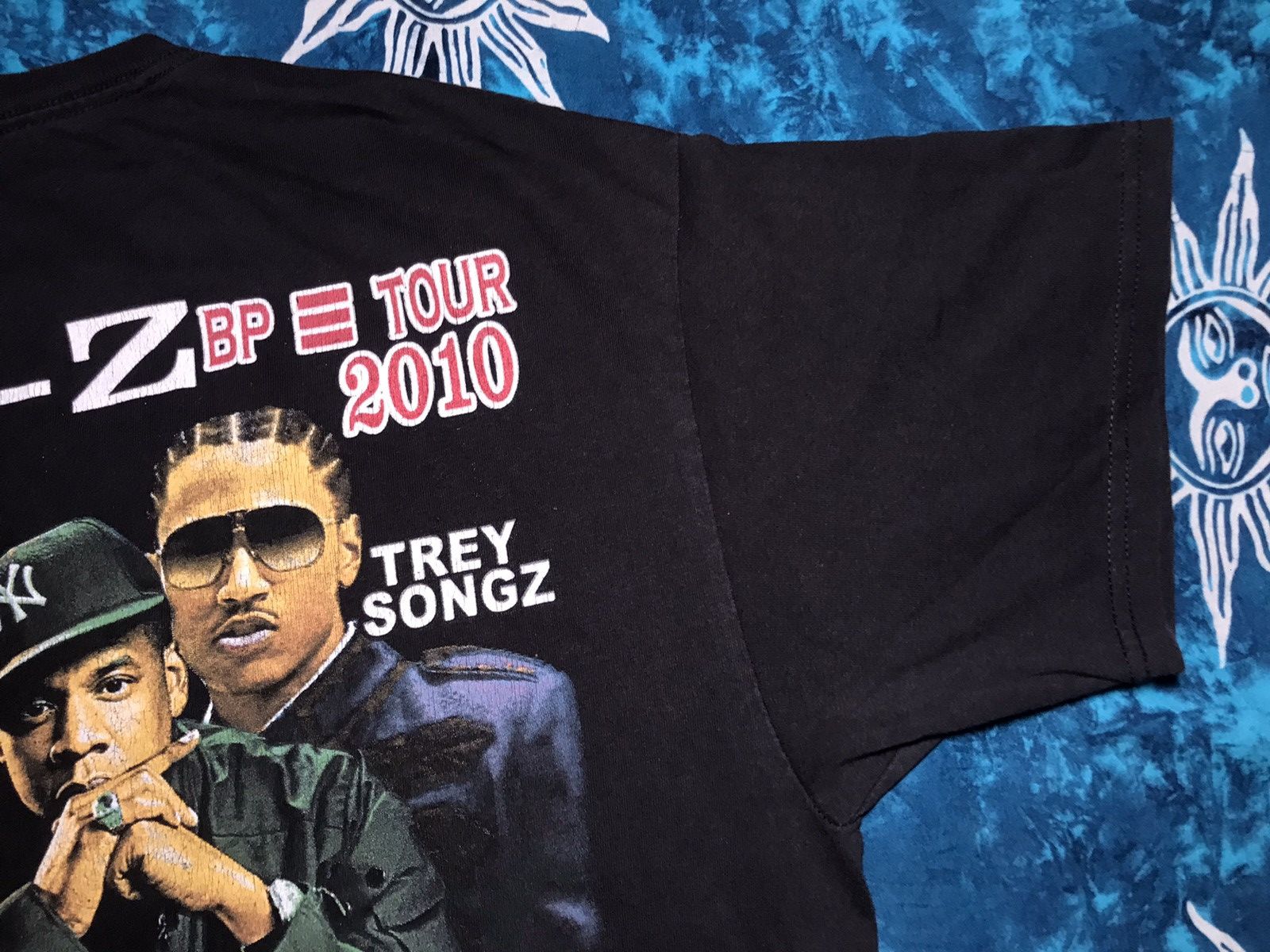 Jay-Z Vintage 2010 JAY-Z BPIII Blueprint 3 Concert Tour Rap Tee Size US L / EU 52-54 / 3 - 21 Thumbnail