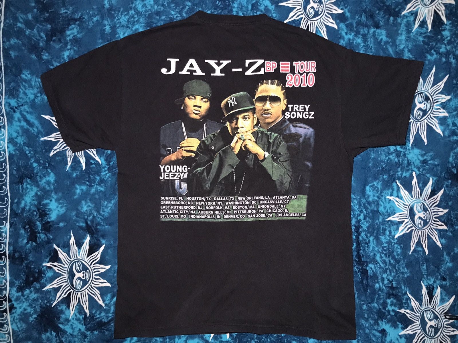 Jay-Z Vintage 2010 JAY-Z BPIII Blueprint 3 Concert Tour Rap Tee Size US L / EU 52-54 / 3 - 14 Thumbnail