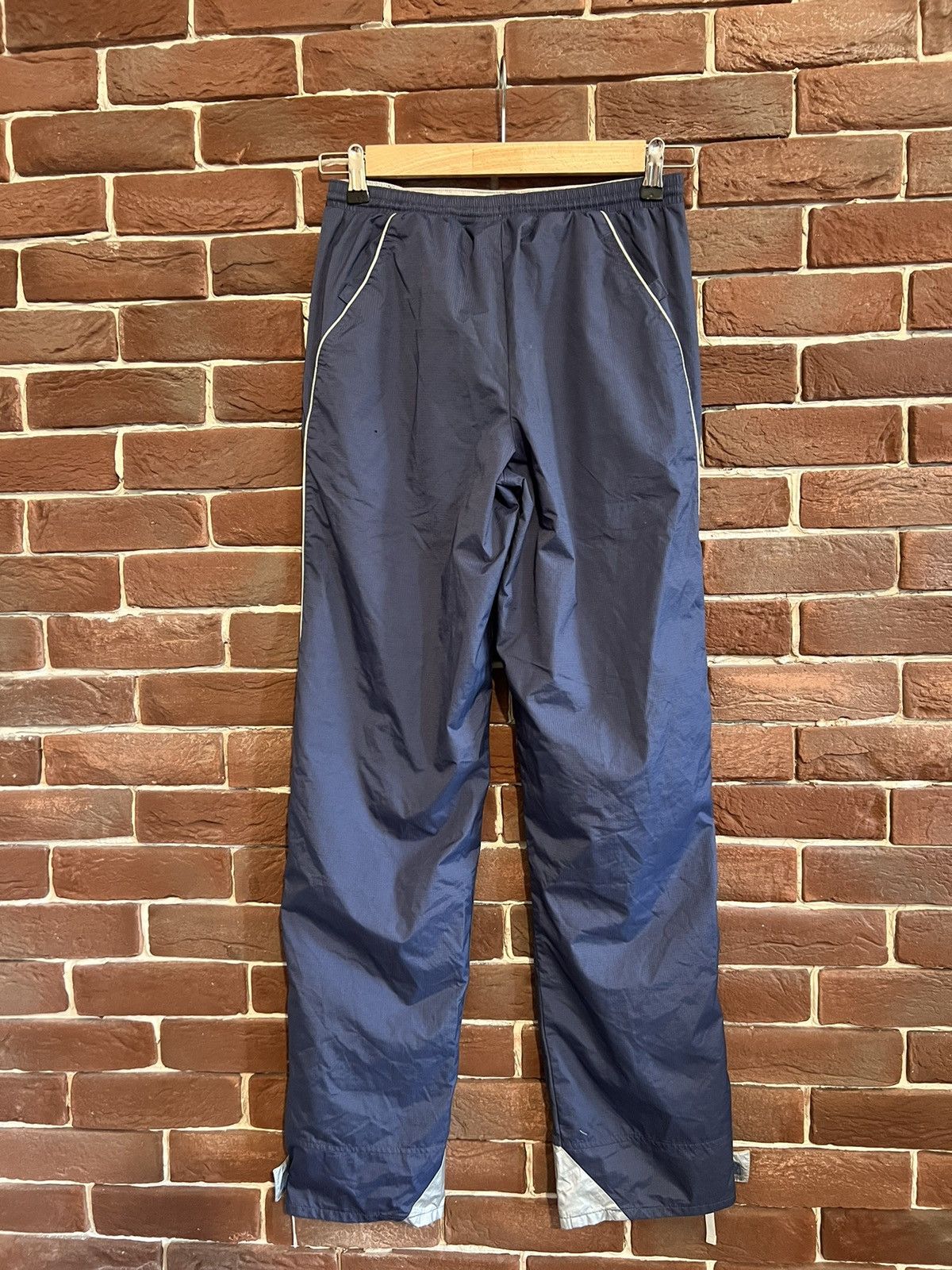 Nike 00s Nike Vintage Y2k Grey Joggers Sweatpants Streetwear Hype Size US 30 / EU 46 - 2 Thumbnail