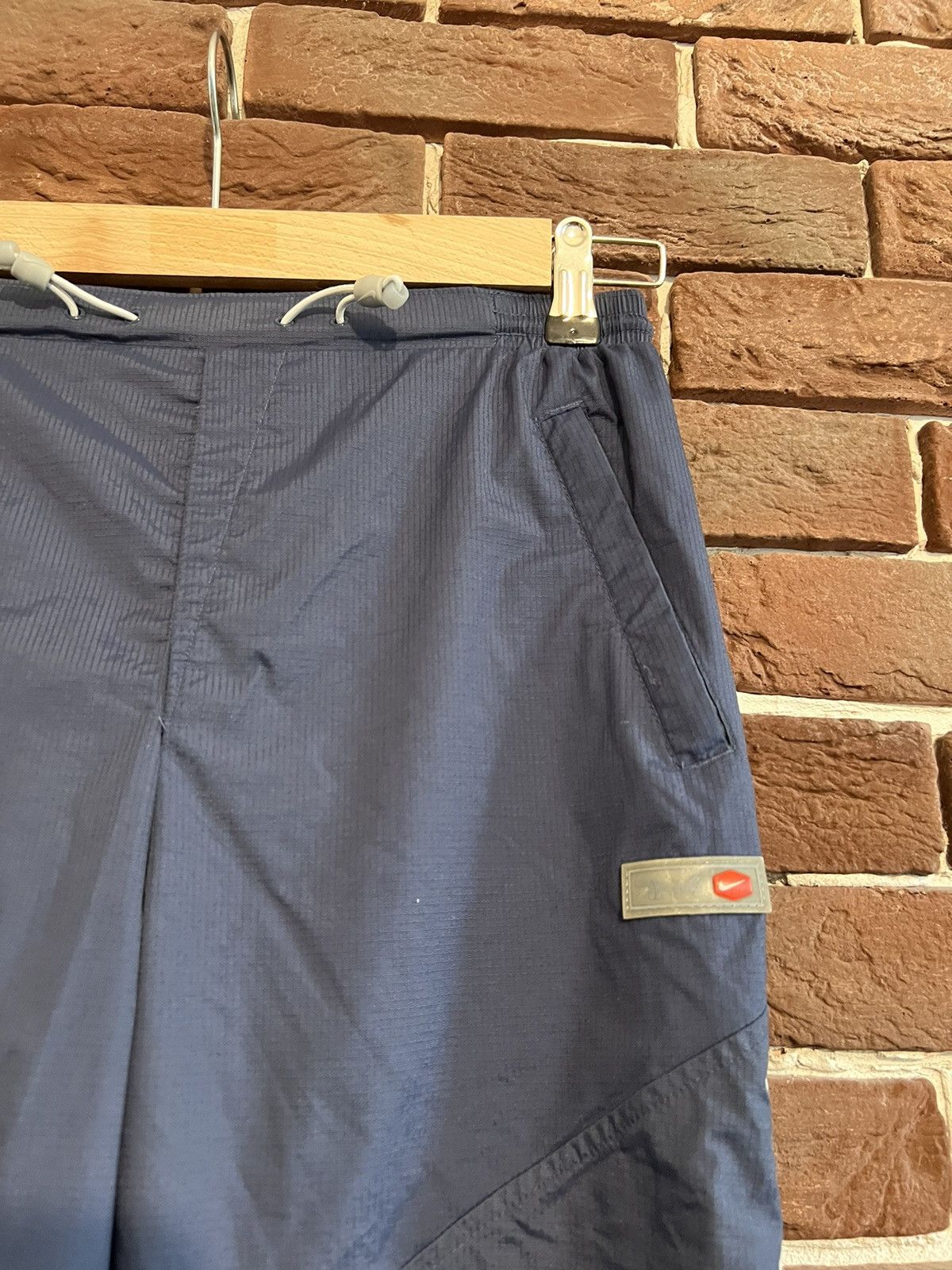 Nike 00s Nike Vintage Y2k Grey Joggers Sweatpants Streetwear Hype Size US 30 / EU 46 - 6 Thumbnail