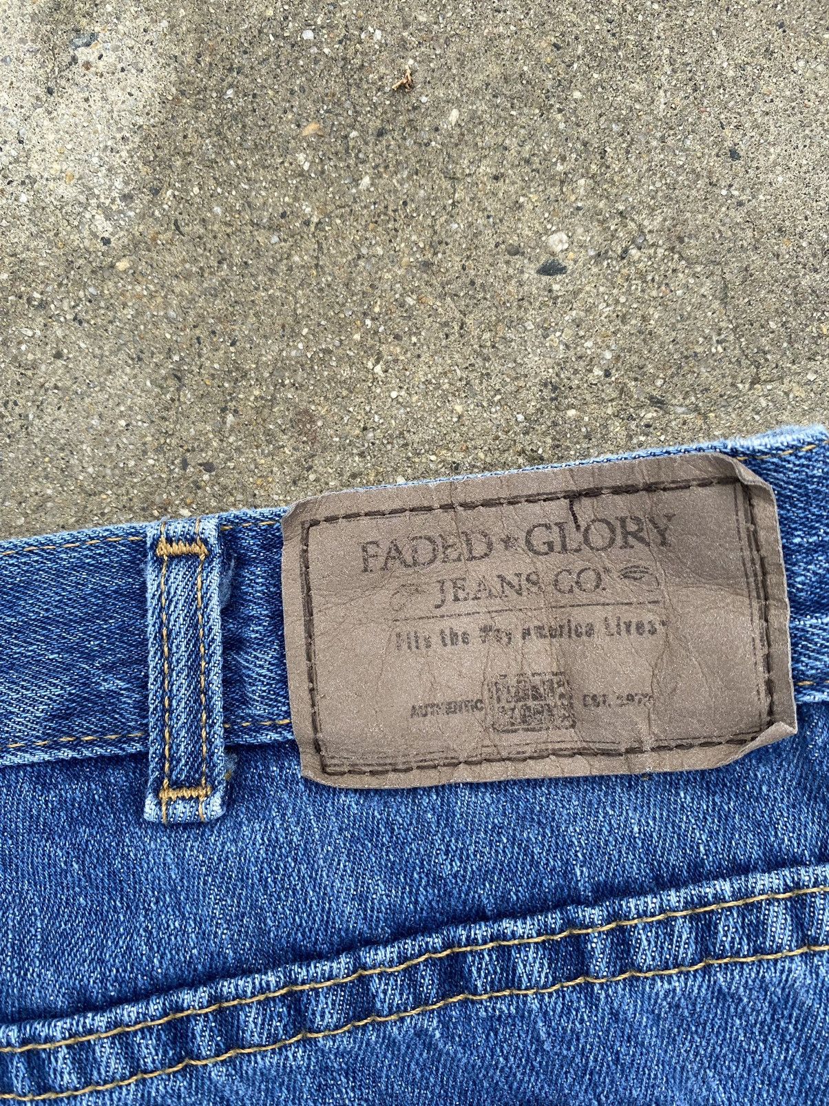 Faded Glory Vintage faded glory shorts Size US 36 / EU 52 - 3 Thumbnail