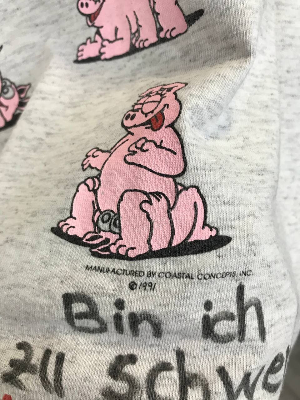 Vintage Pigs Sex 1991 vintage made in USA humor overprinted tee Size US XL / EU 56 / 4 - 7 Thumbnail