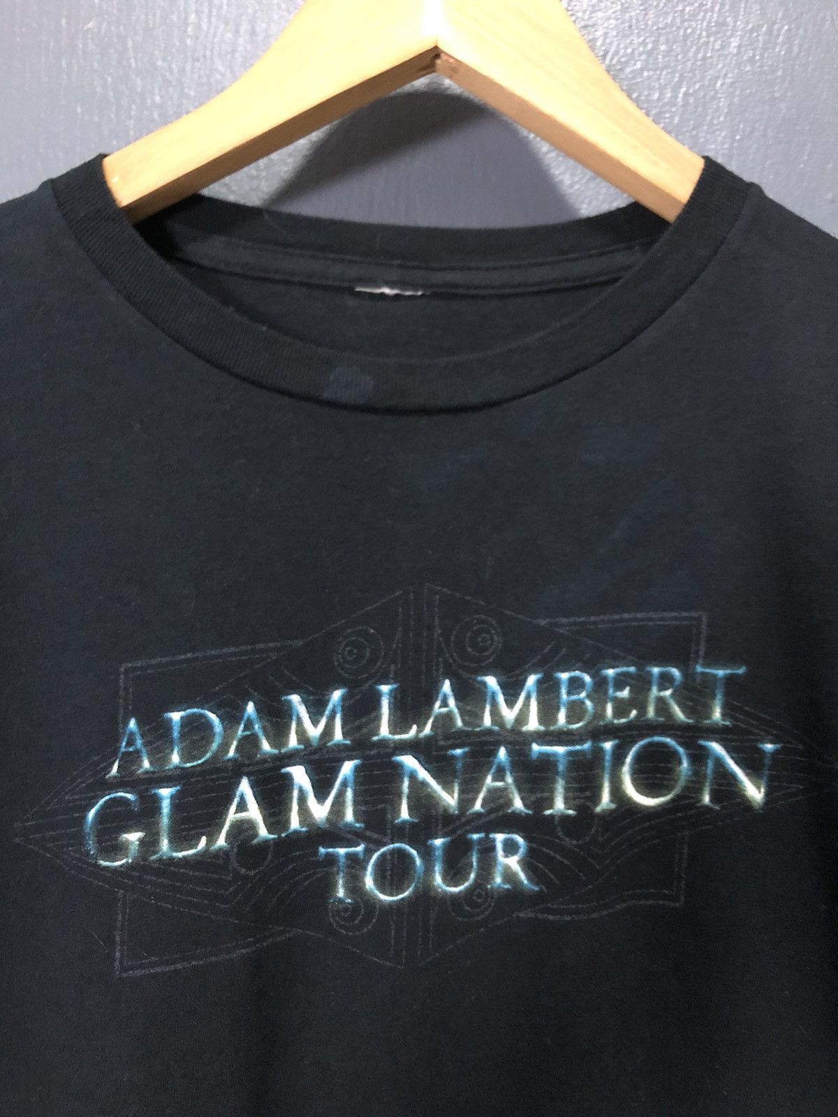 Band Tees VINTAGE ADAM LAMBERT GLAM NATION TOUR 2010 SHIRT Size US M / EU 48-50 / 2 - 2 Thumbnail