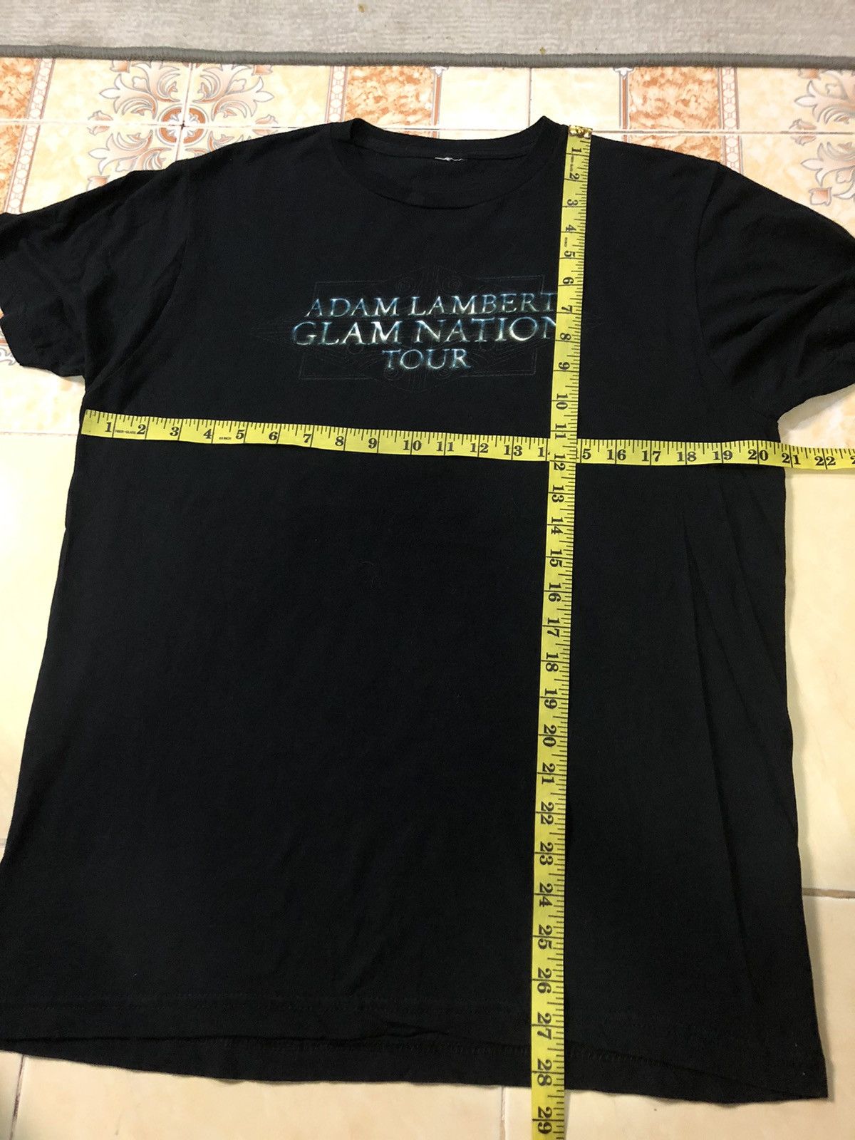Band Tees VINTAGE ADAM LAMBERT GLAM NATION TOUR 2010 SHIRT Size US M / EU 48-50 / 2 - 6 Thumbnail