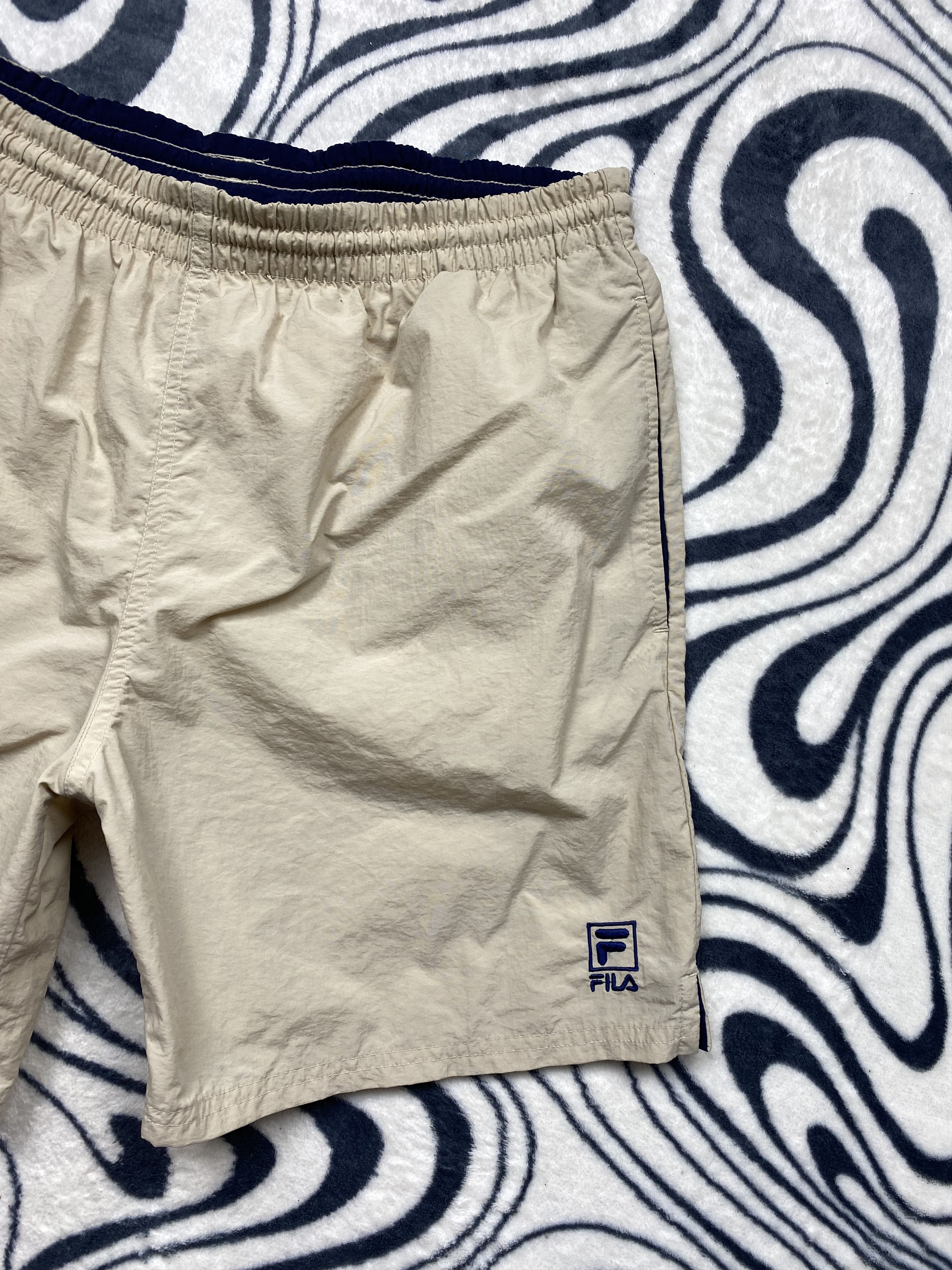 Fila × Vintage Fila Vintage Mens Nylon Shorts Y2K Size US 32 / EU 48 - 2 Thumbnail