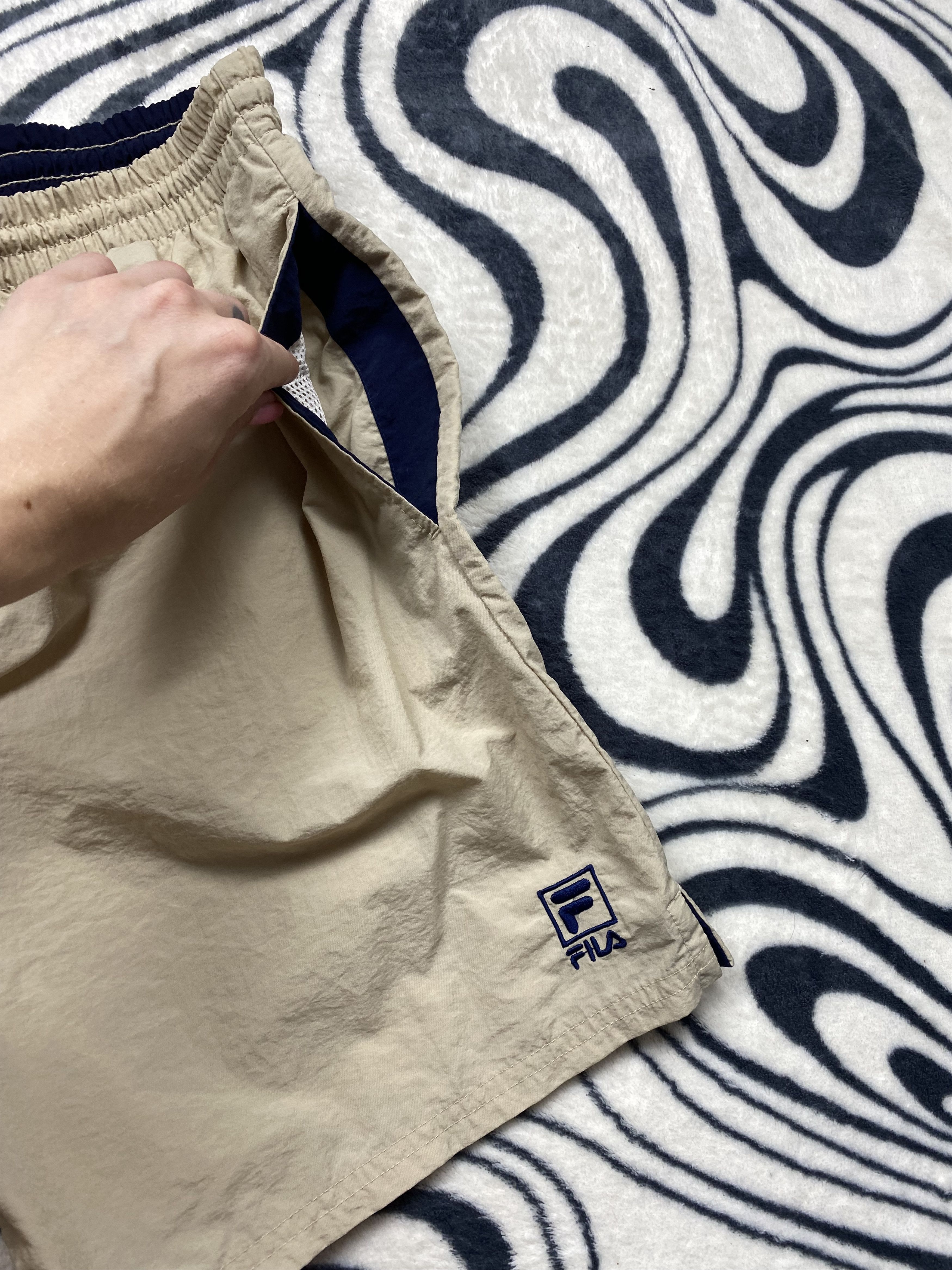 Fila × Vintage Fila Vintage Mens Nylon Shorts Y2K Size US 32 / EU 48 - 3 Thumbnail