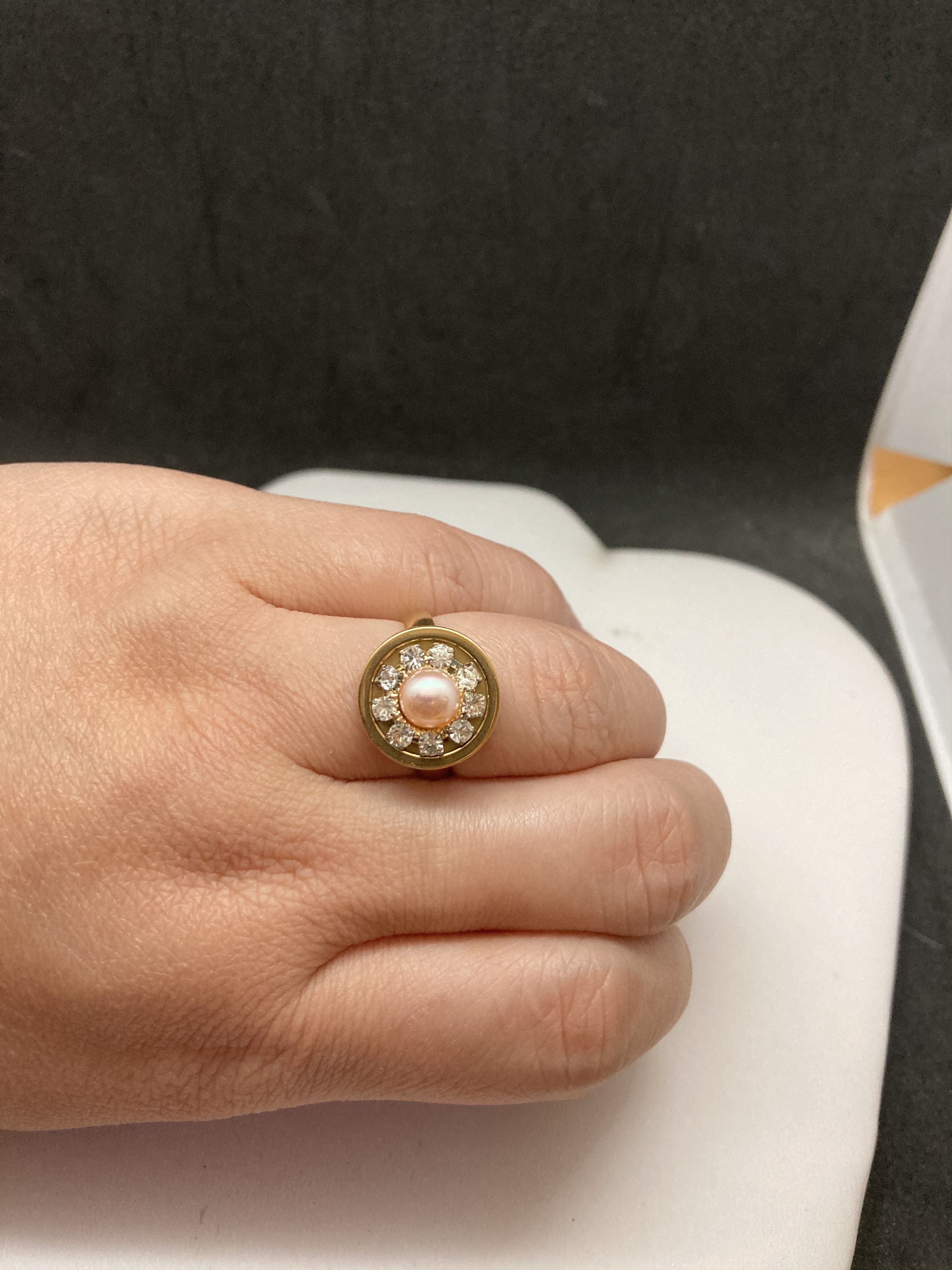 Handmade Cream pearl bead gold ring with czs - size 7 Size ONE SIZE - 3 Thumbnail