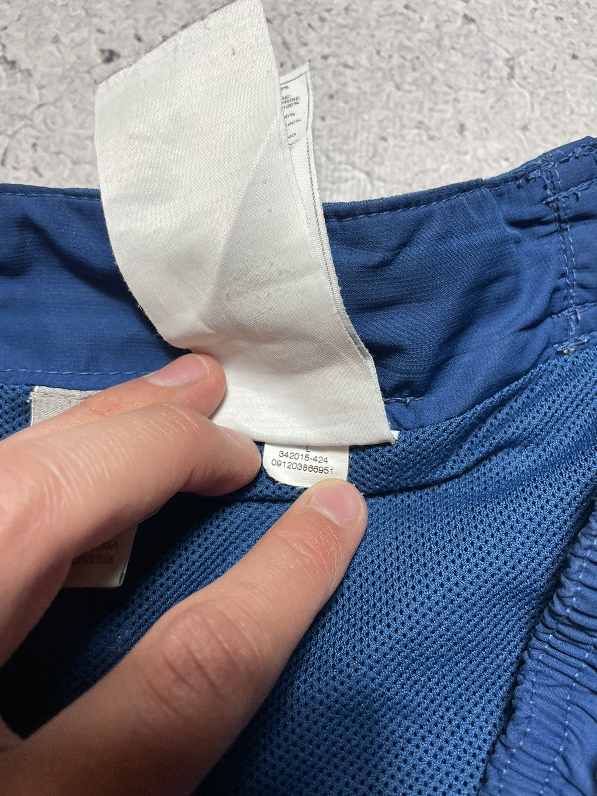 Nike × Vintage Nike Air Vintage Nylon Shorts Big Logo Drill Big swoosh Size US 34 / EU 50 - 9 Thumbnail