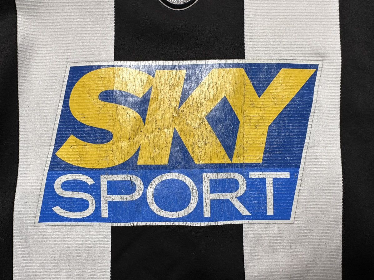 Nike Vintage Nike Juventus soccer jersey total 90 size M Size US M / EU 48-50 / 2 - 3 Thumbnail