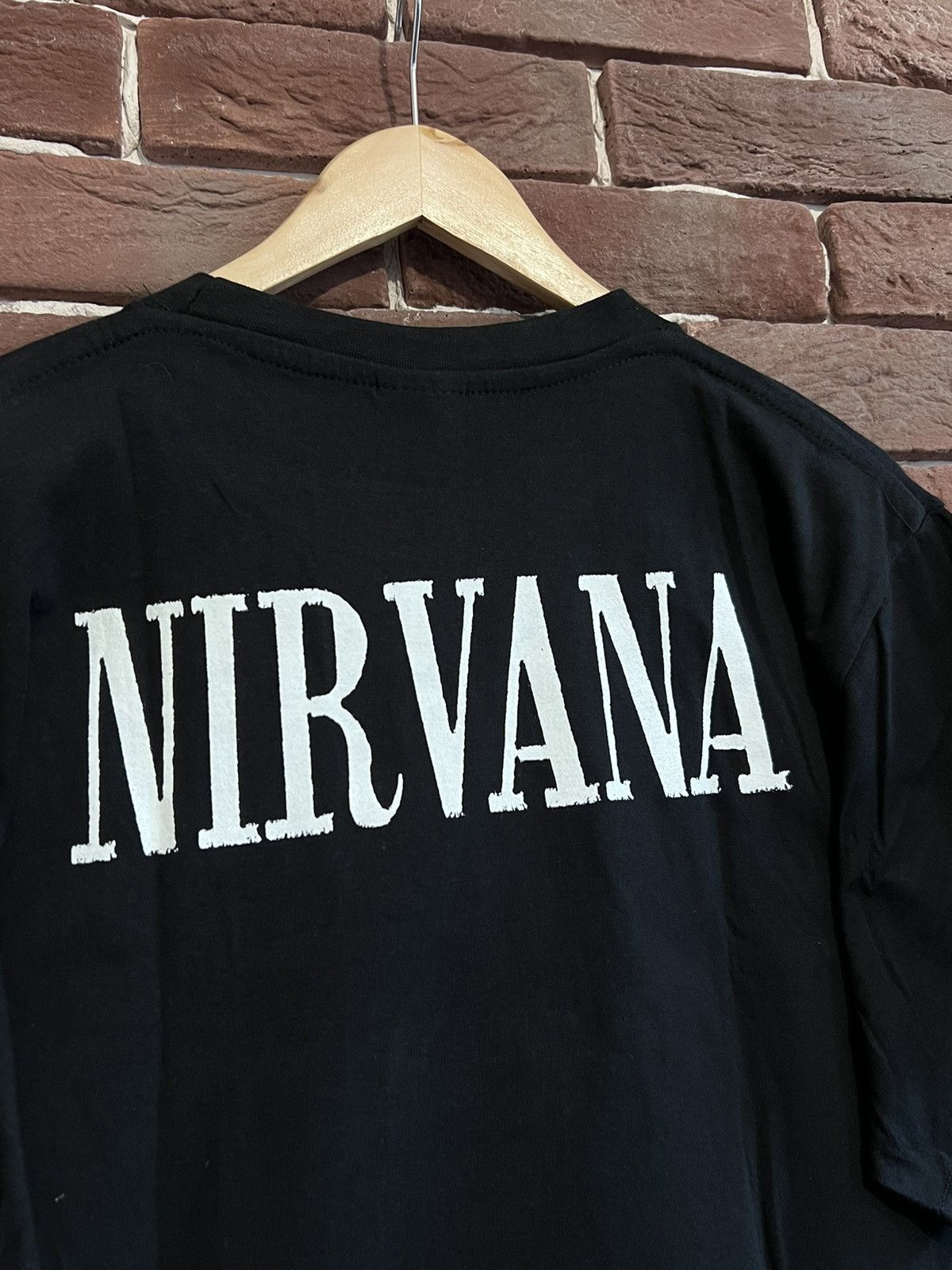 Band Tees Rare 90's Nirvana Kurt Cobain Memorial Euro Bootleg T Shirt Size US L / EU 52-54 / 3 - 4 Thumbnail