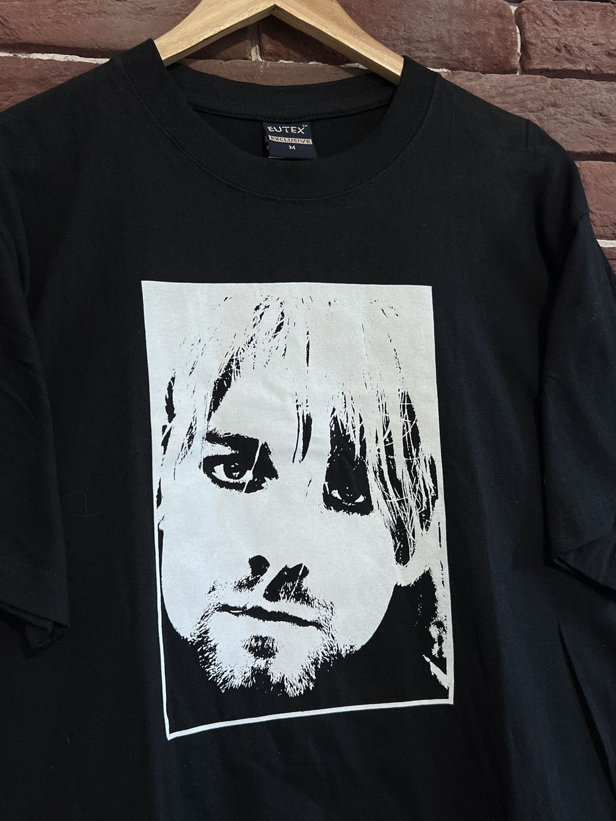 Band Tees Rare 90's Nirvana Kurt Cobain Memorial Euro Bootleg T Shirt Size US L / EU 52-54 / 3 - 3 Thumbnail