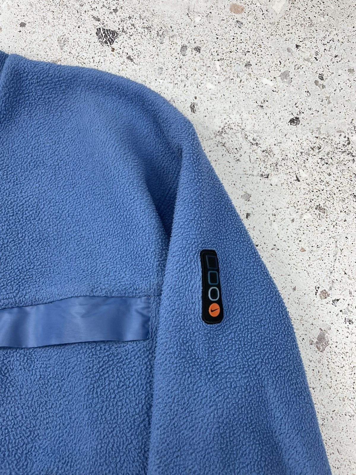 Nike × Vintage Y2k Vintage Nike Fleece Center Logo Sweatshirt Crewneck Size US S / EU 44-46 / 1 - 7 Thumbnail