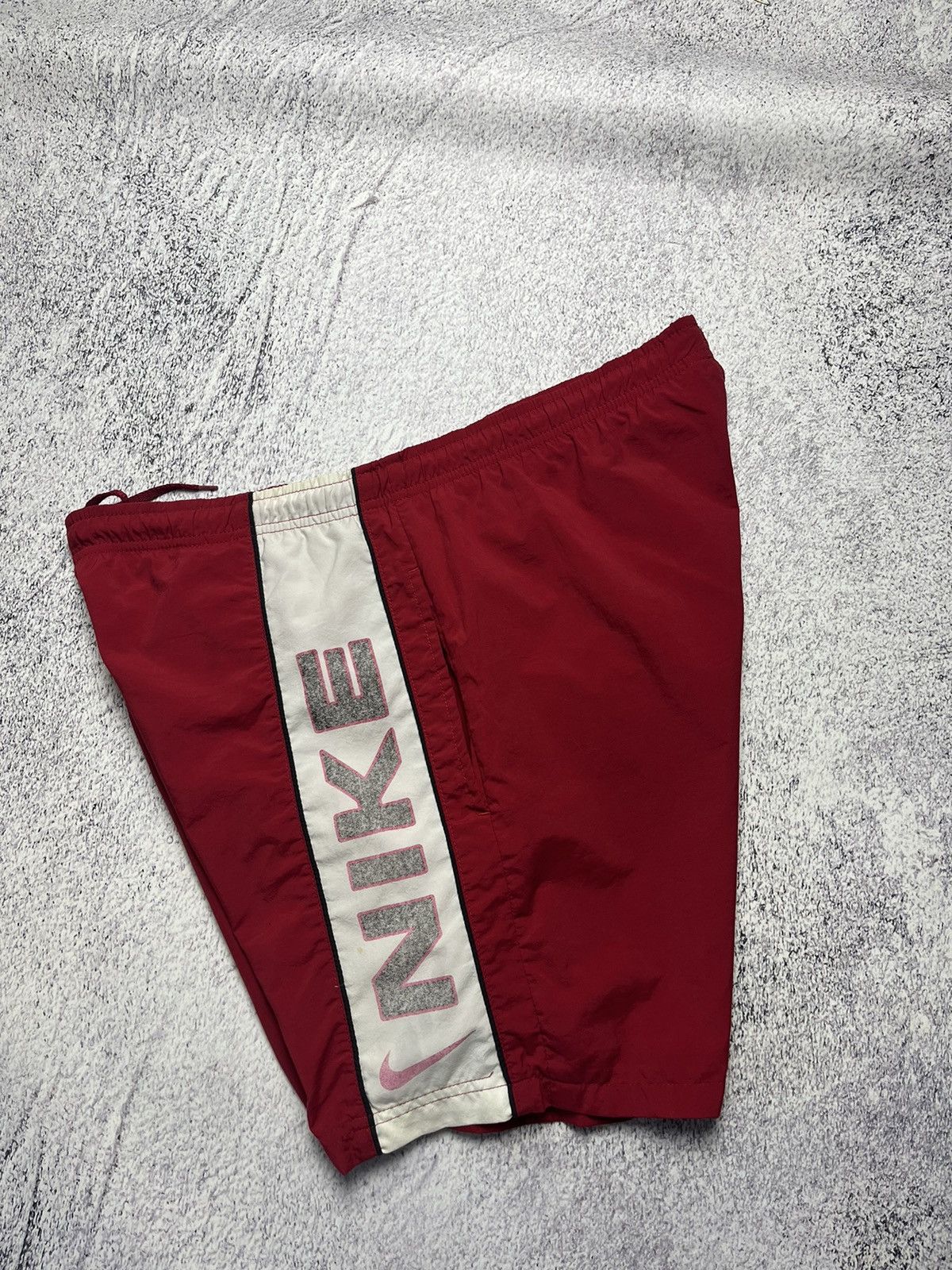 Nike Vintage Red Nylon Big Logo Shorts Nike Streetwear size S Size US 30 / EU 46 - 12 Thumbnail