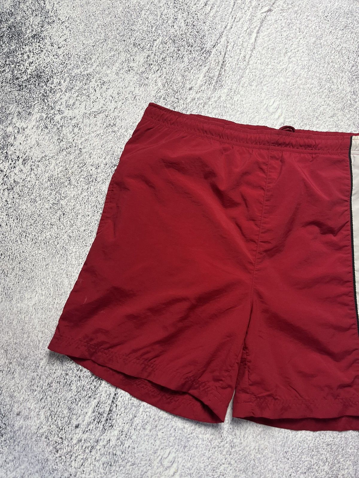 Nike Vintage Red Nylon Big Logo Shorts Nike Streetwear size S Size US 30 / EU 46 - 4 Thumbnail