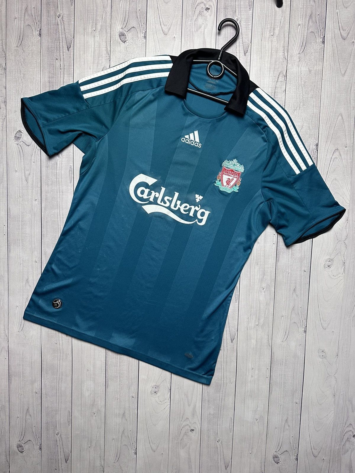 Adidas × Vintage Vintage adidas Liverpool soccer jersey green rare size M Size US M / EU 48-50 / 2 - 1 Thumbnail