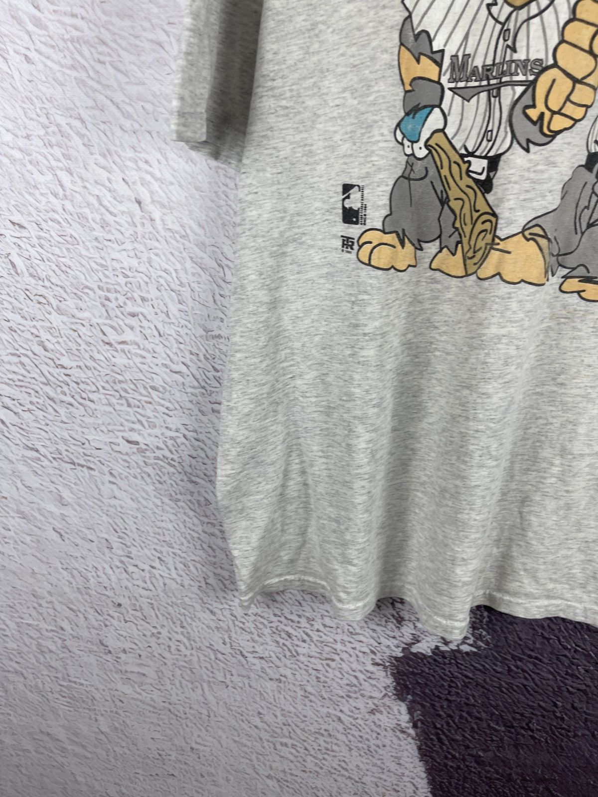 MLB the Flinstones vintage 1994 Florida Marlins MLB baseball tee Size US XL / EU 56 / 4 - 12 Thumbnail