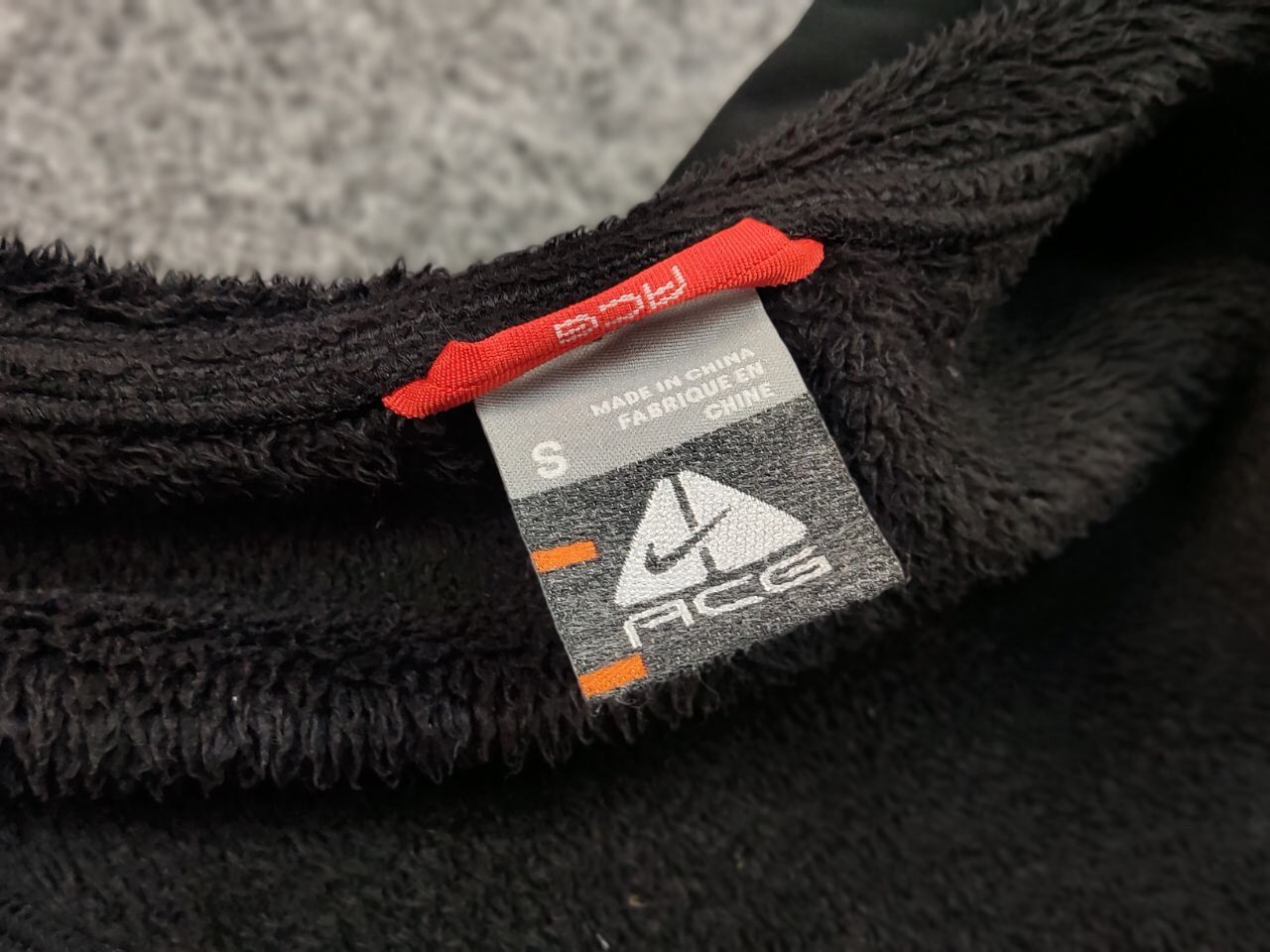 Nike ACG Vintage 00's Nike ACG black soft shell Zip Light Jacket Size US S / EU 44-46 / 1 - 15 Thumbnail